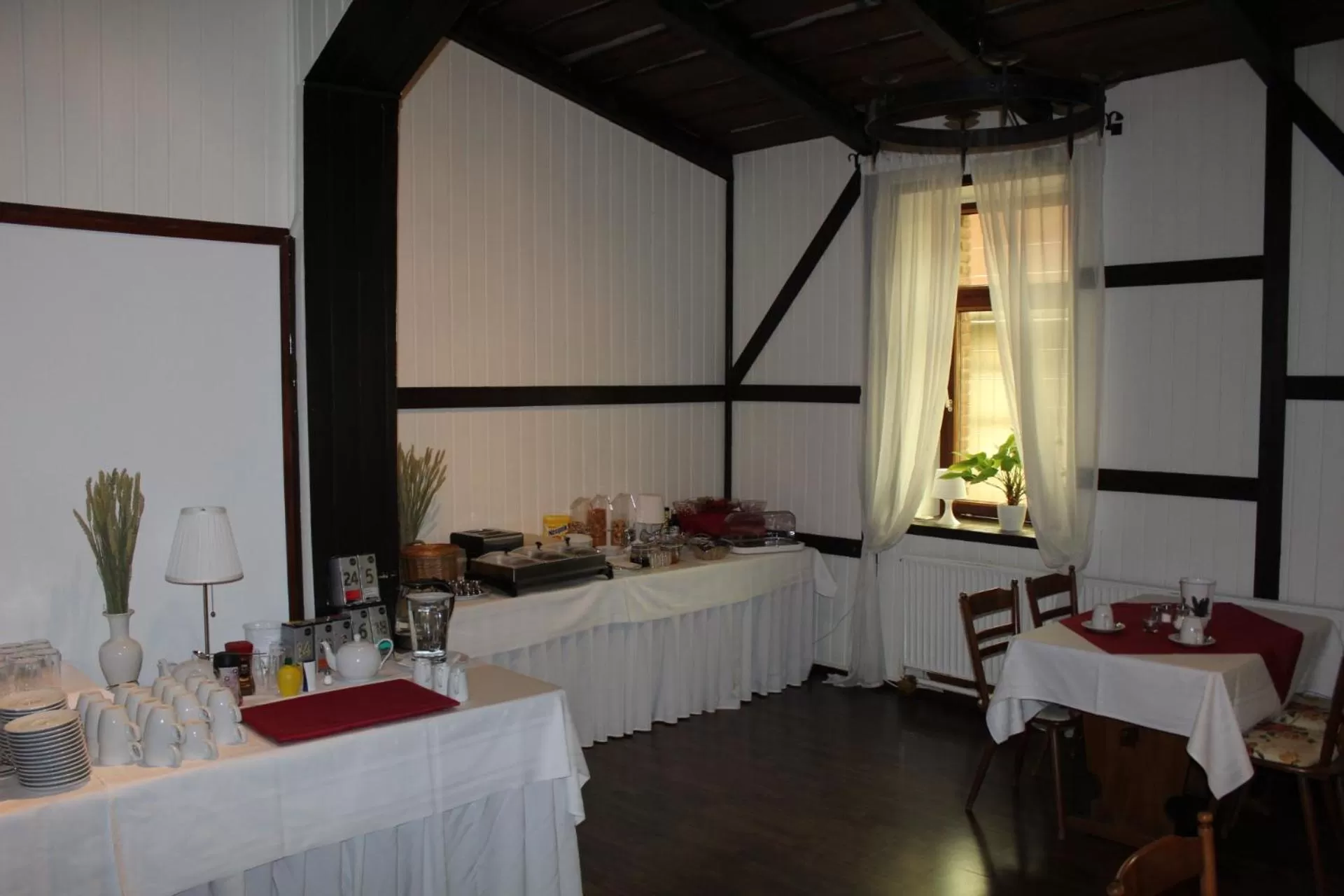 Restaurant/places to eat in Hotel Kaiserhof