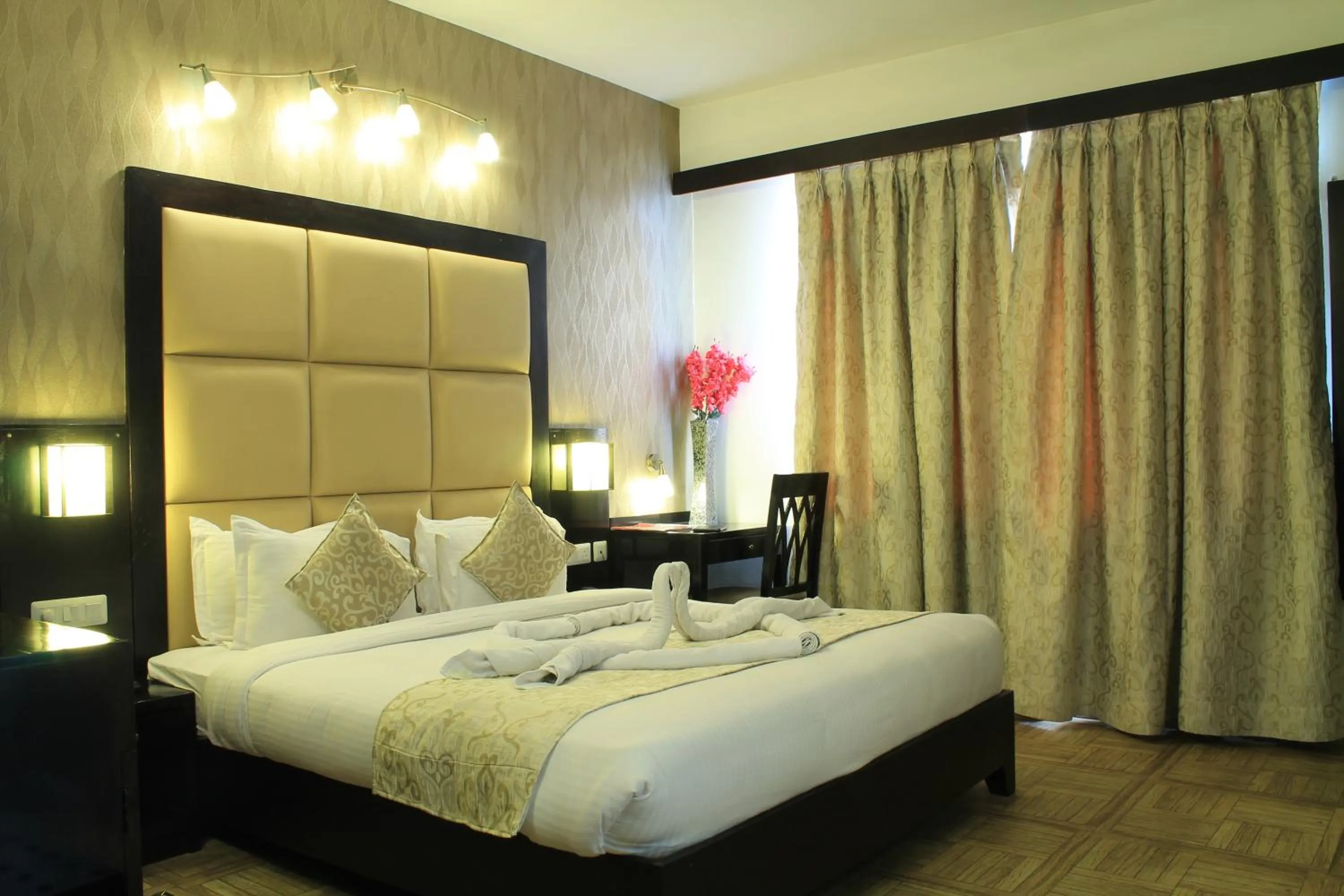 Photo of the whole room in The Park Classic