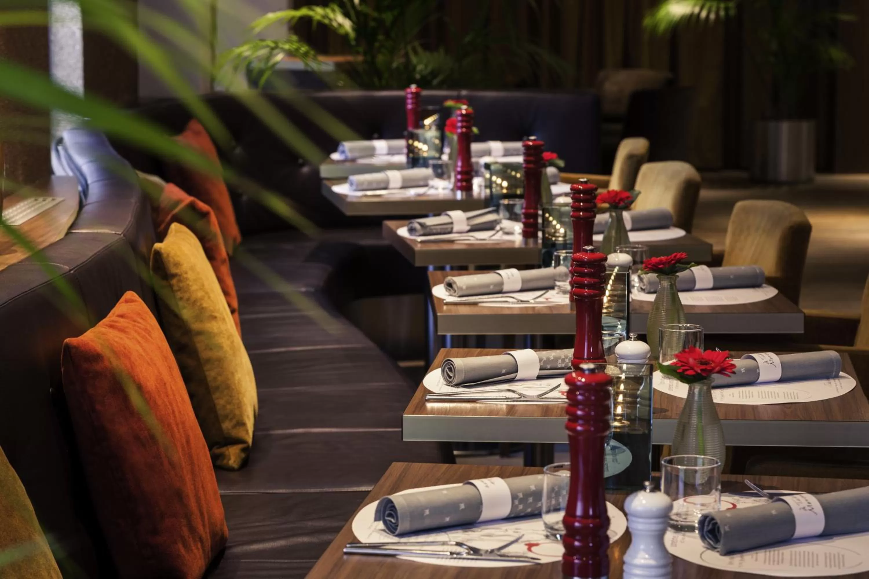 Restaurant/places to eat in Mercure Hotel Groningen Martiniplaza