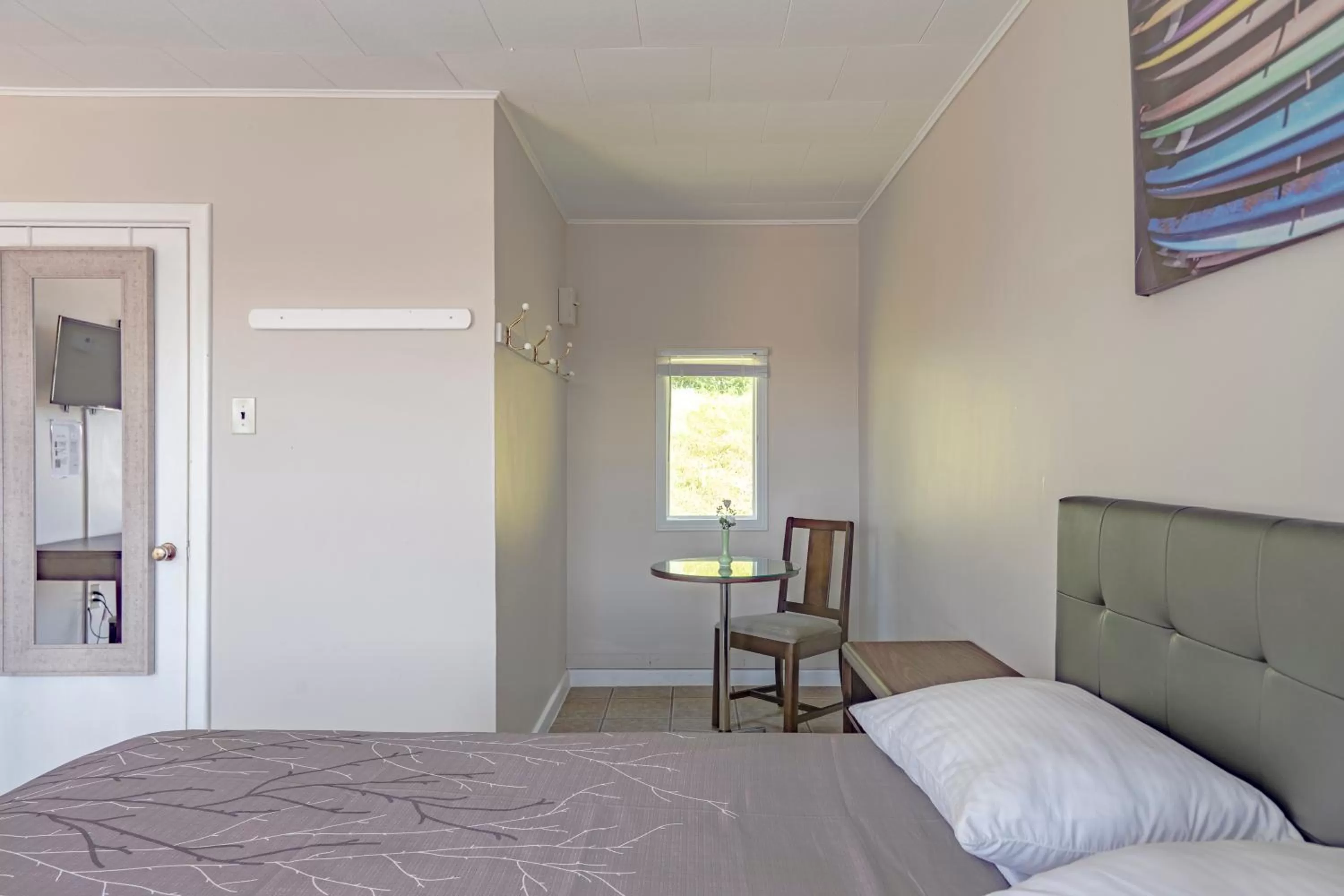 Bedroom, Bed in Novastar Motel On The Lake