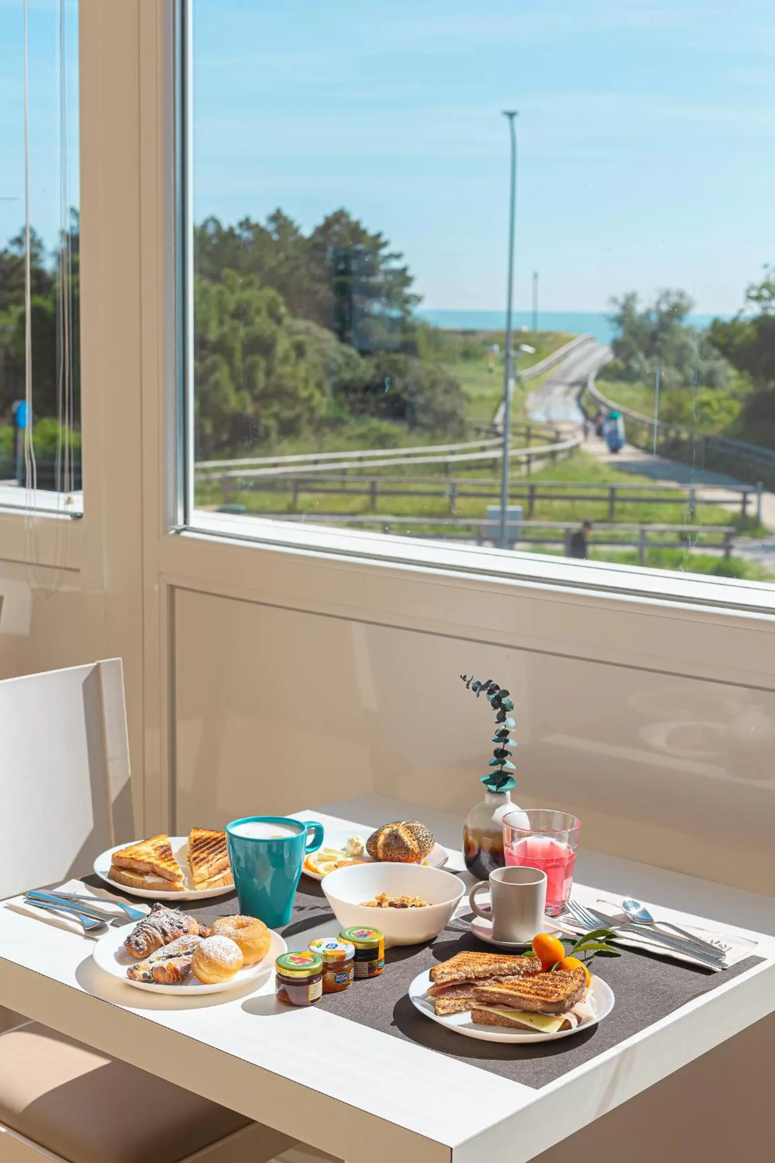 Restaurant/places to eat in Hotel-Residence- Le Dune Breakfast & private beach included