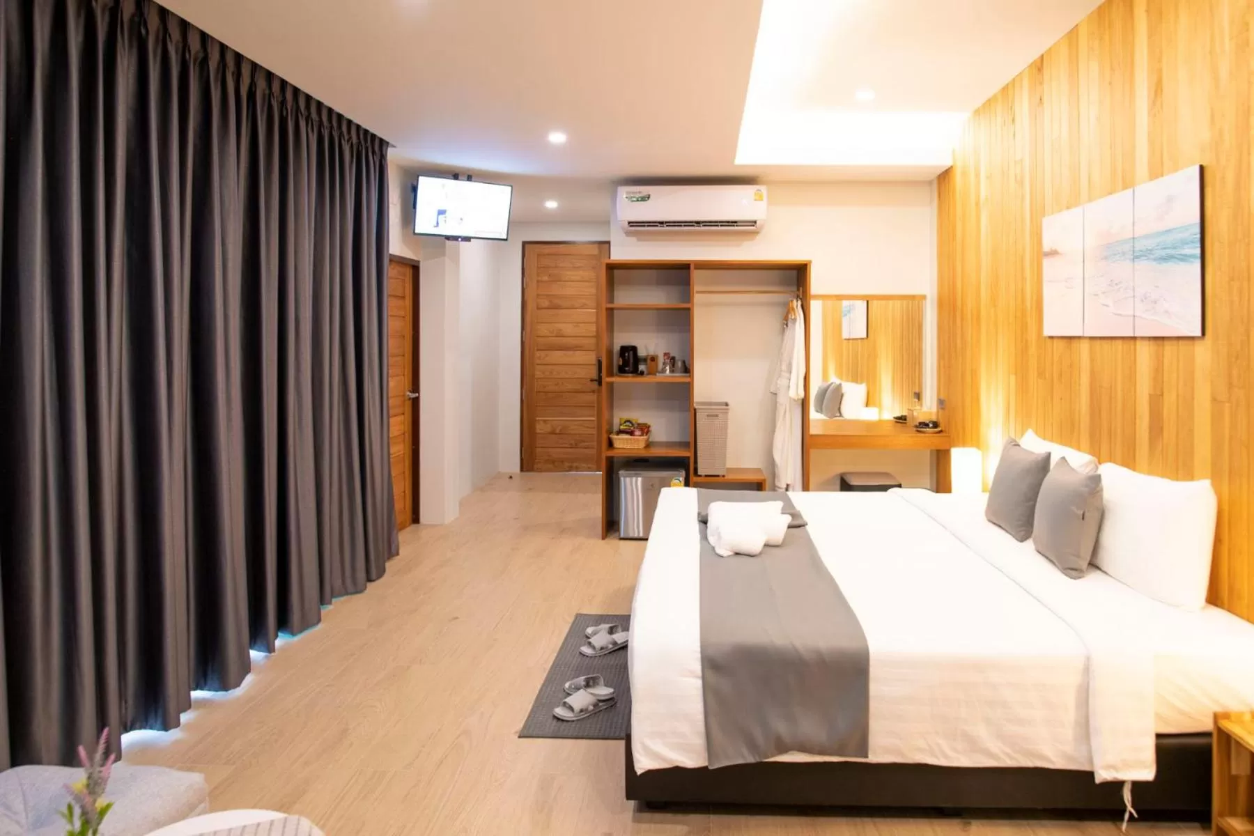 Bed in Ao Luek Panoramic Pool-SHA Plus