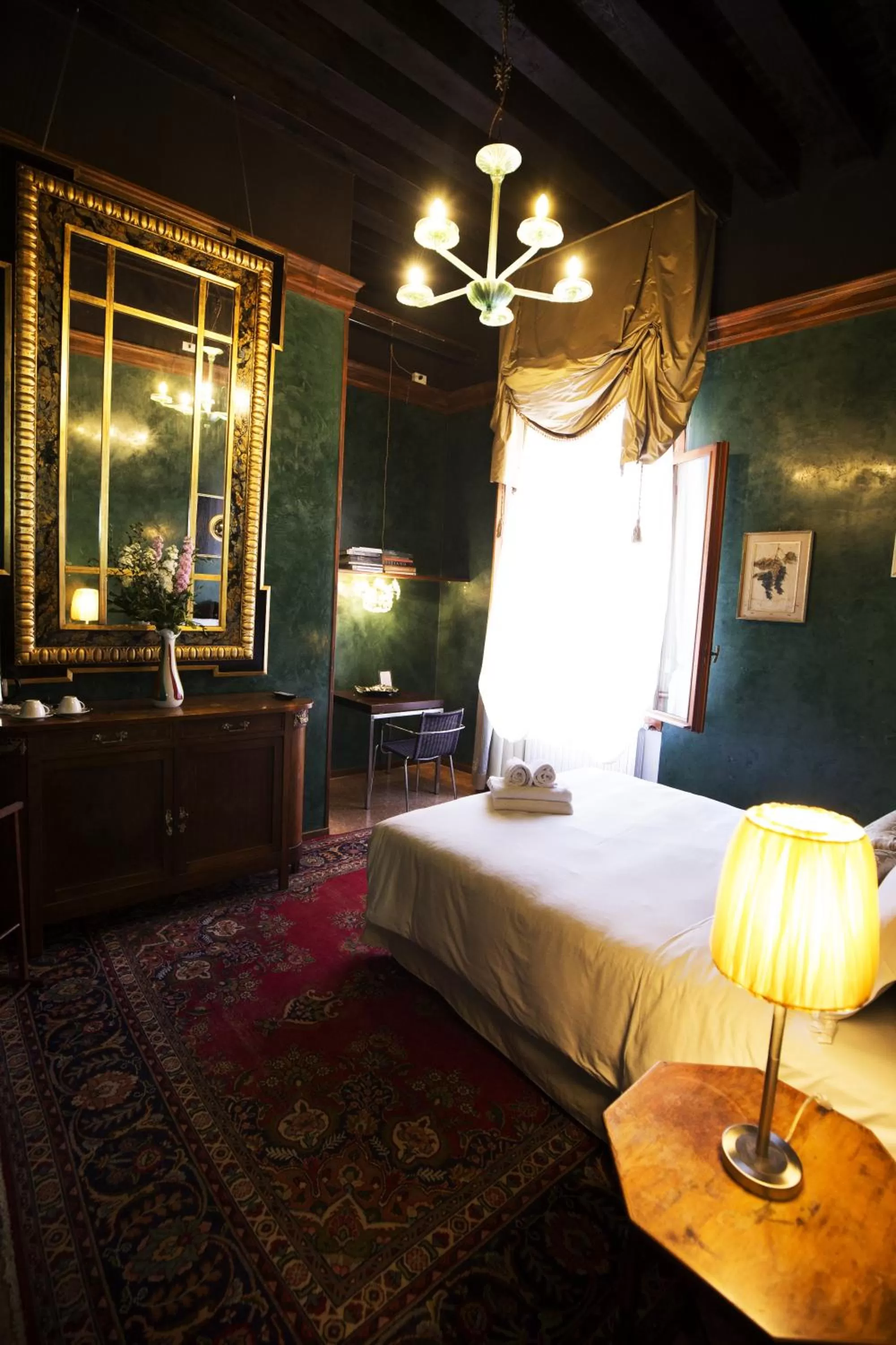 Photo of the whole room, Bed in Avogaria 5 Rooms