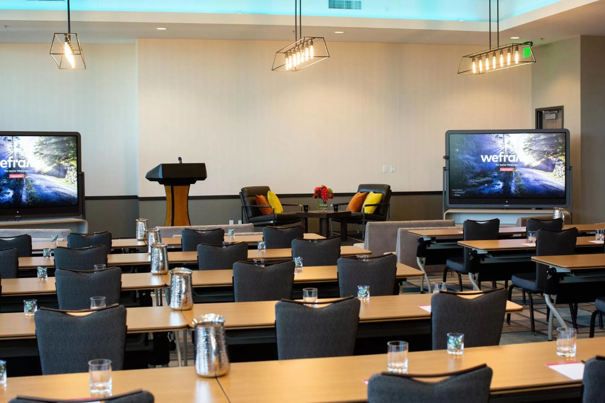 Banquet/Function facilities in Hotel Indigo Seattle Everett Waterfront Place by IHG