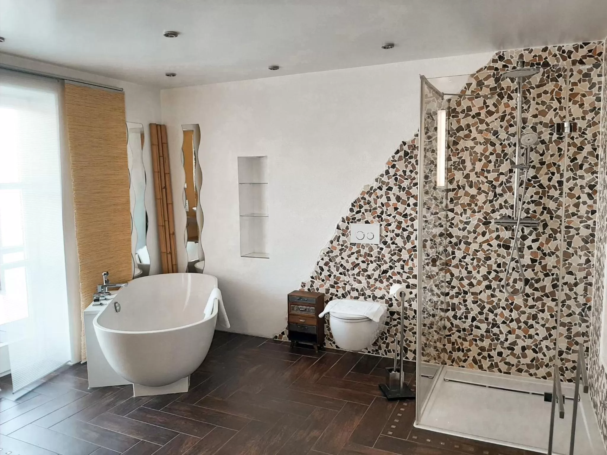 Shower in Das Maximilian - Feines Landhotel am Schliersee