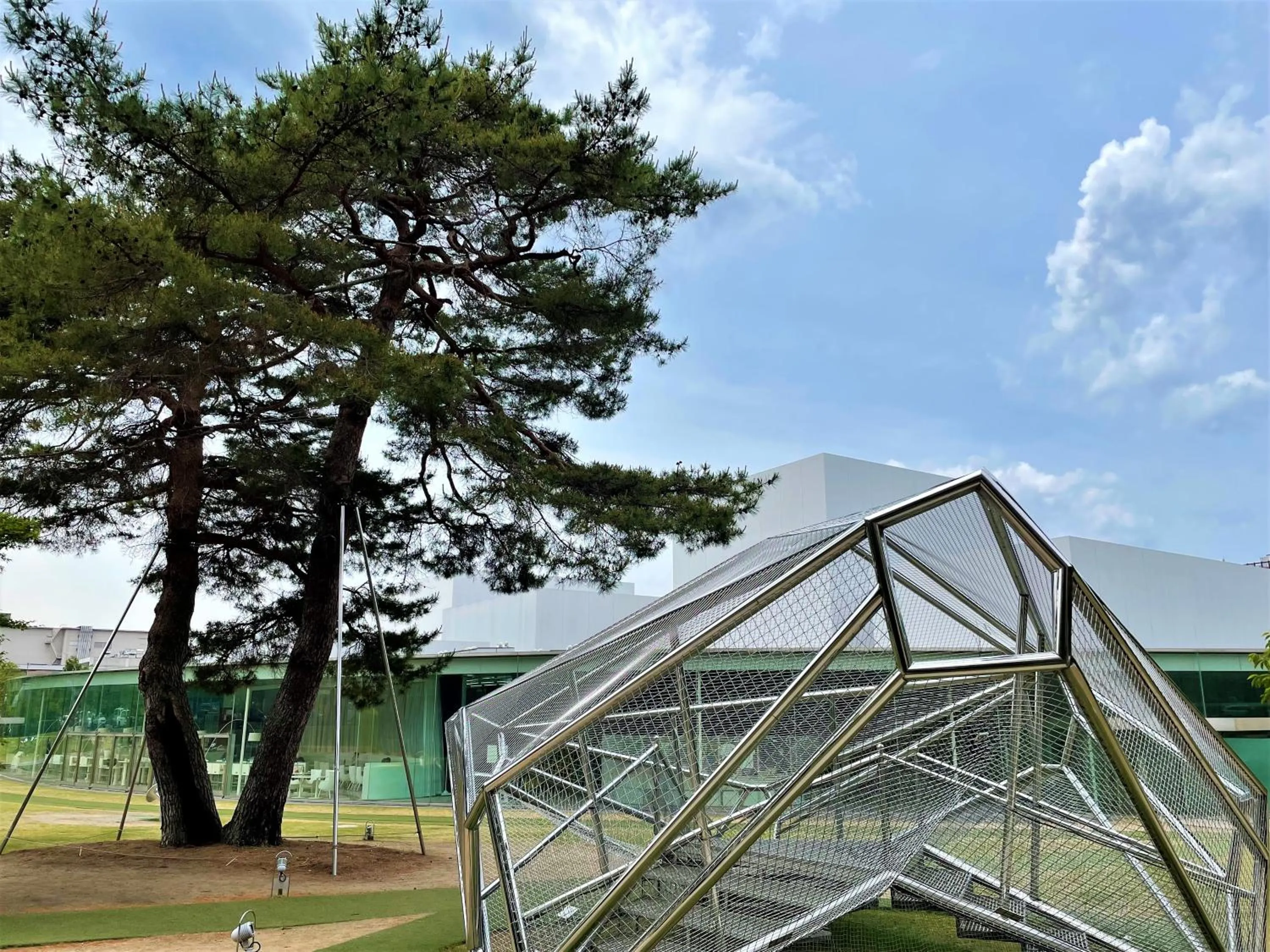 Nearby landmark in HOTEL AMANEK Kanazawa