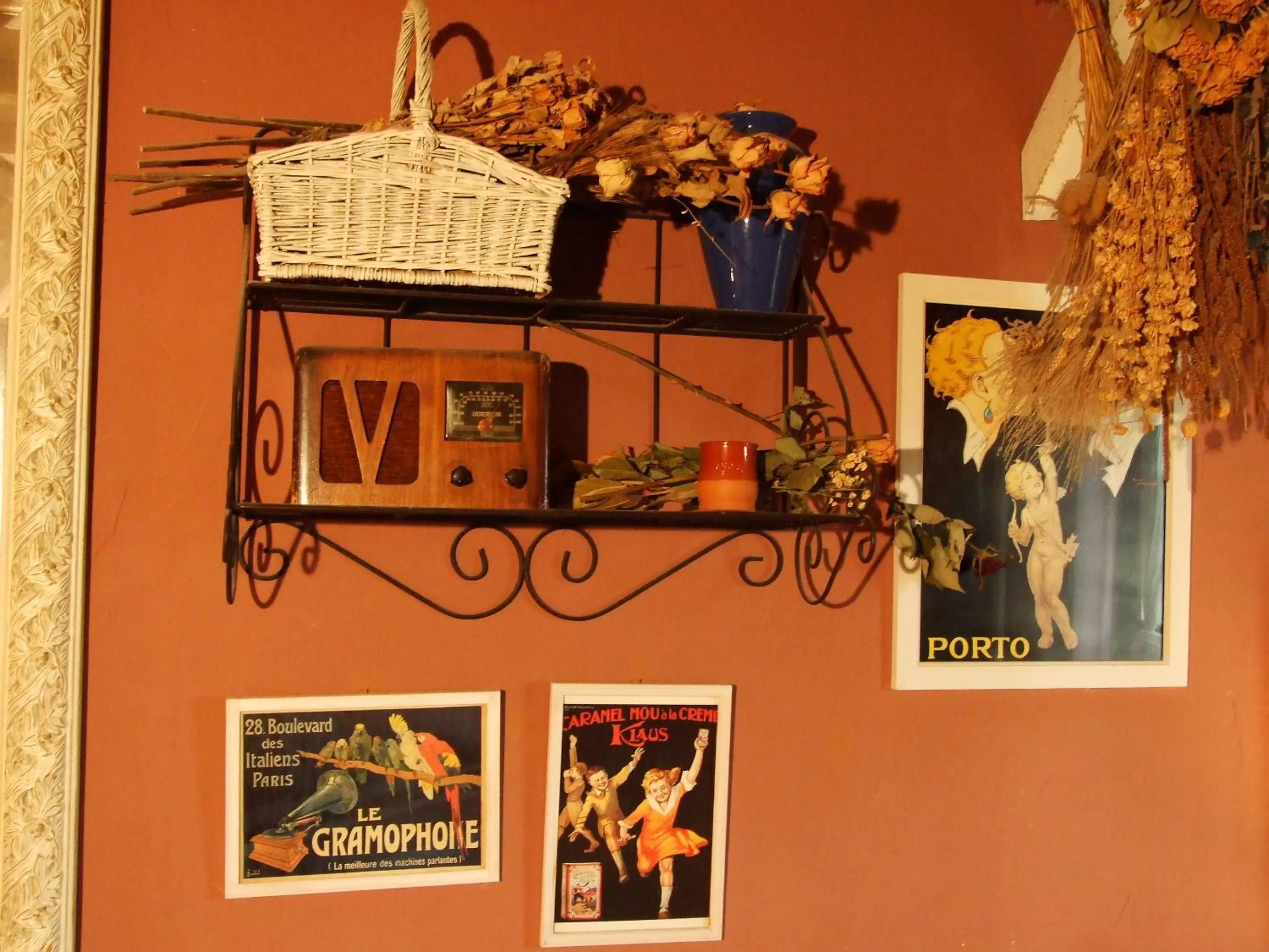 Decorative detail in Hotel de Nesle