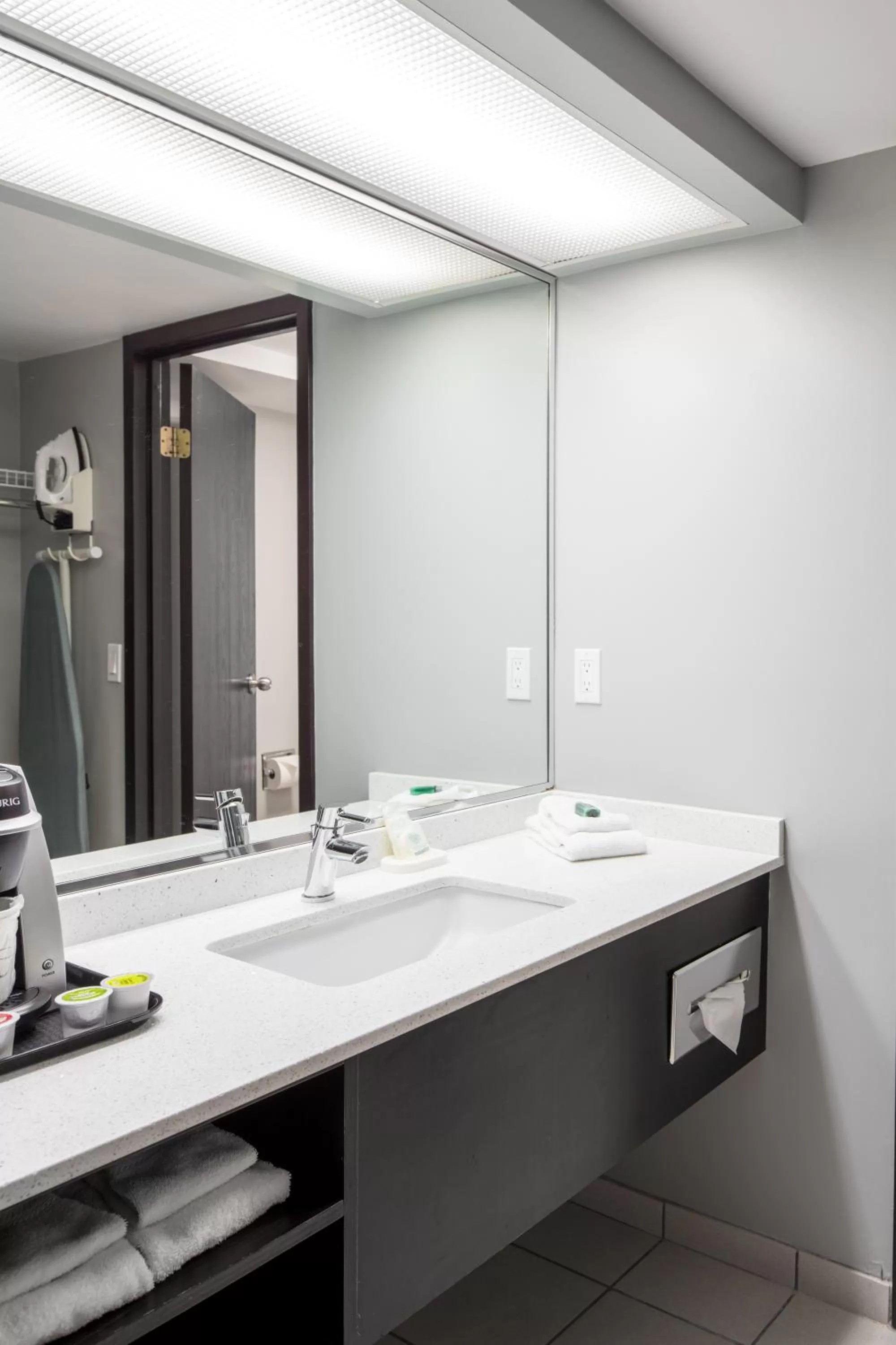 Bathroom in Stonecroft Inn