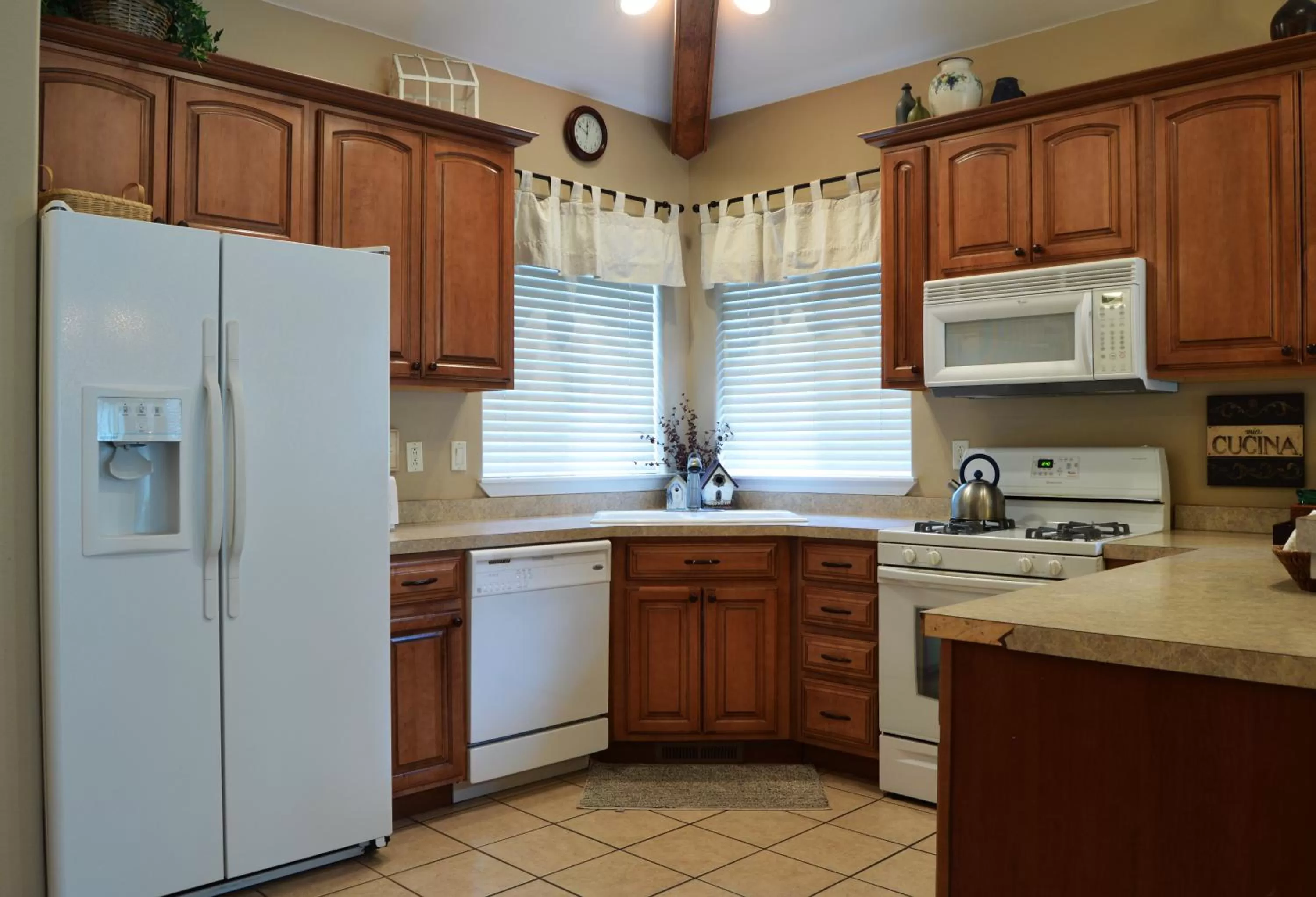 Kitchen or kitchenette in Running Y Ranch Golf & Spa Resort