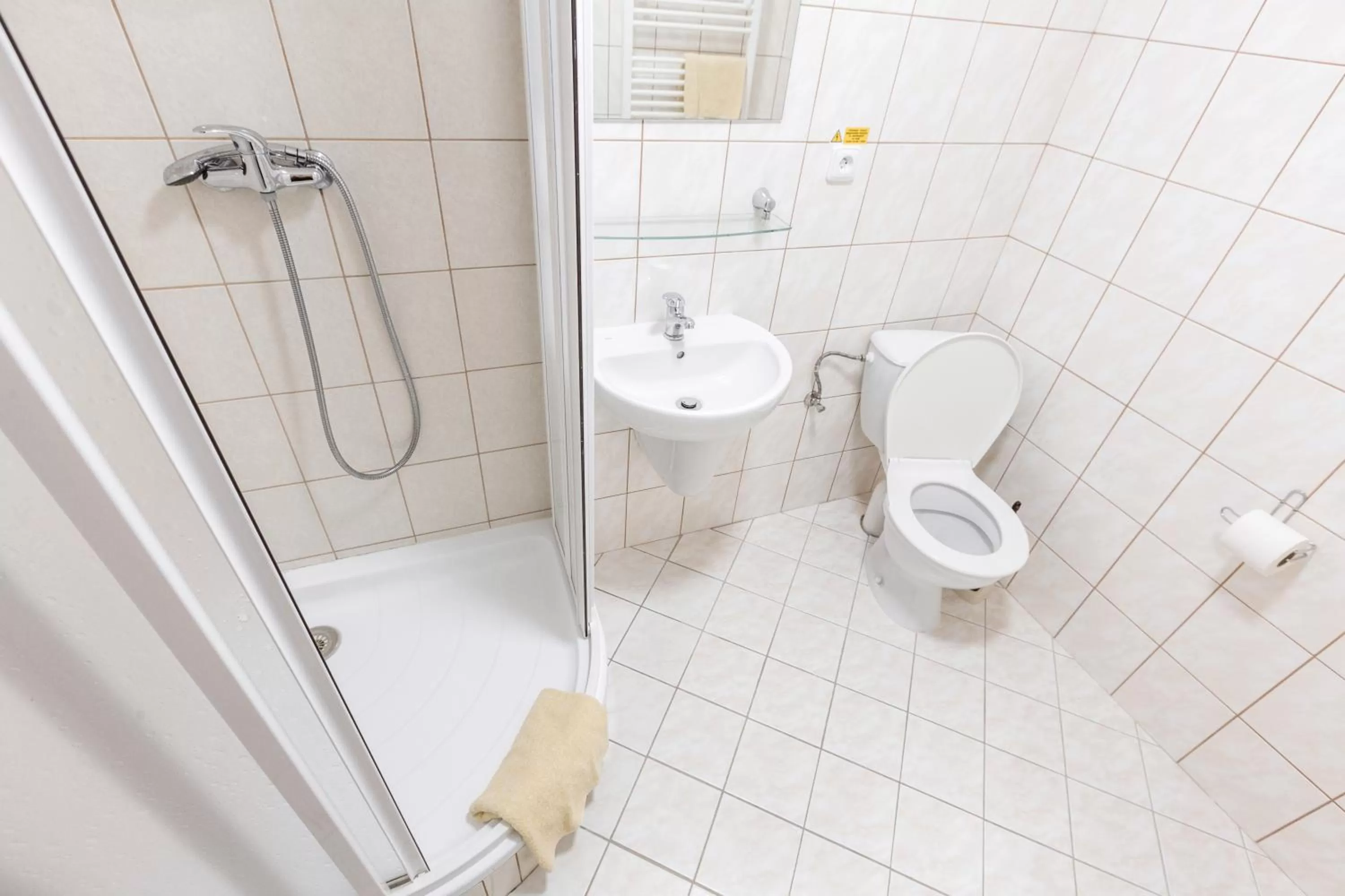 Bathroom in Hotel Gradl