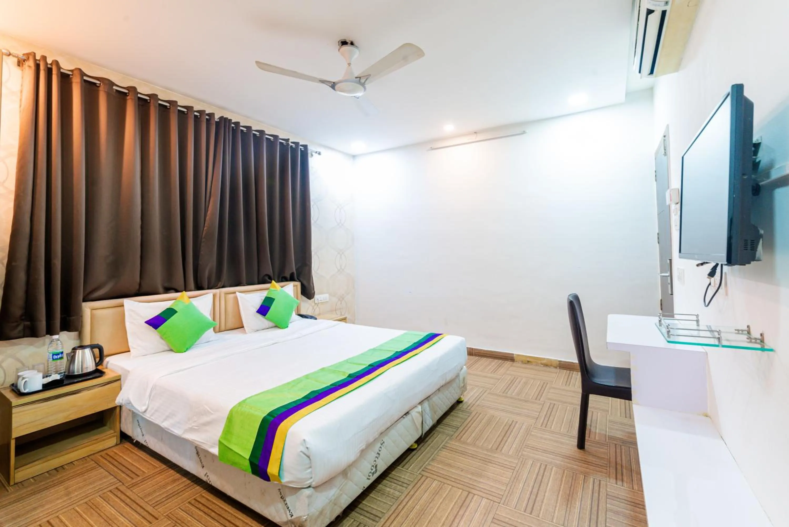 Bedroom in Treebo Trend Spring Brooks - Koregaon Park