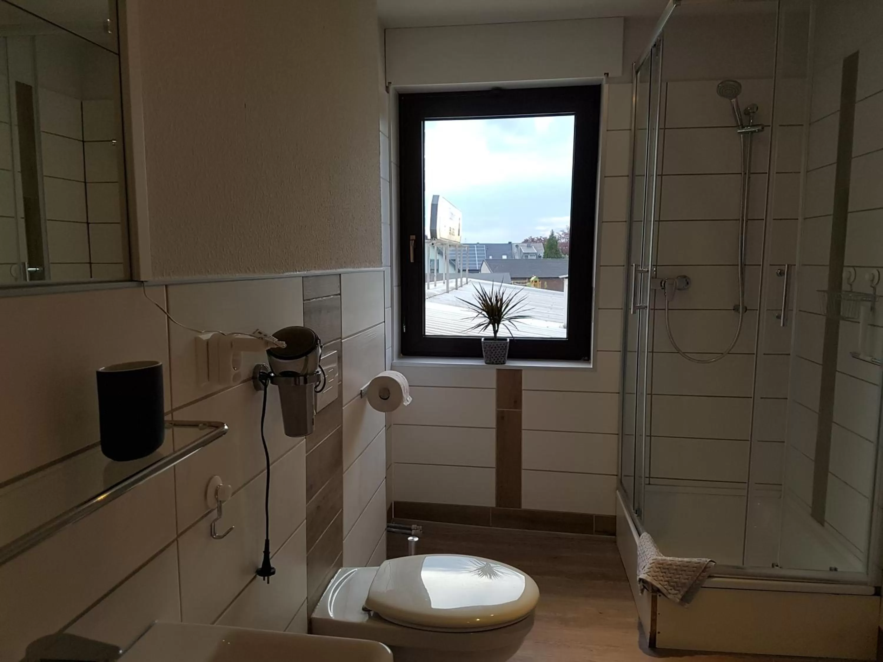 Bathroom in Landgasthof Schänzer