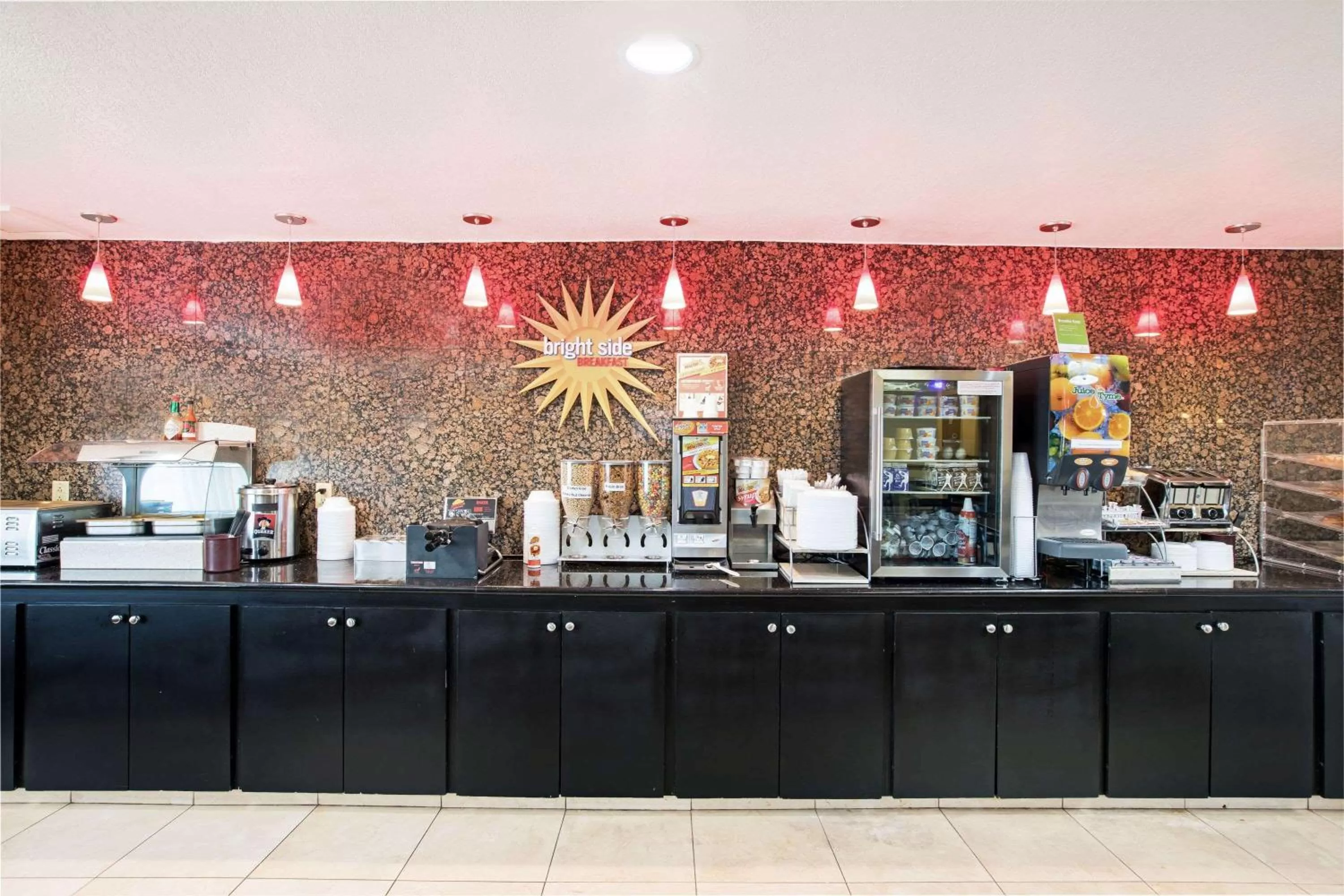 Restaurant/places to eat in La Quinta by Wyndham Salina