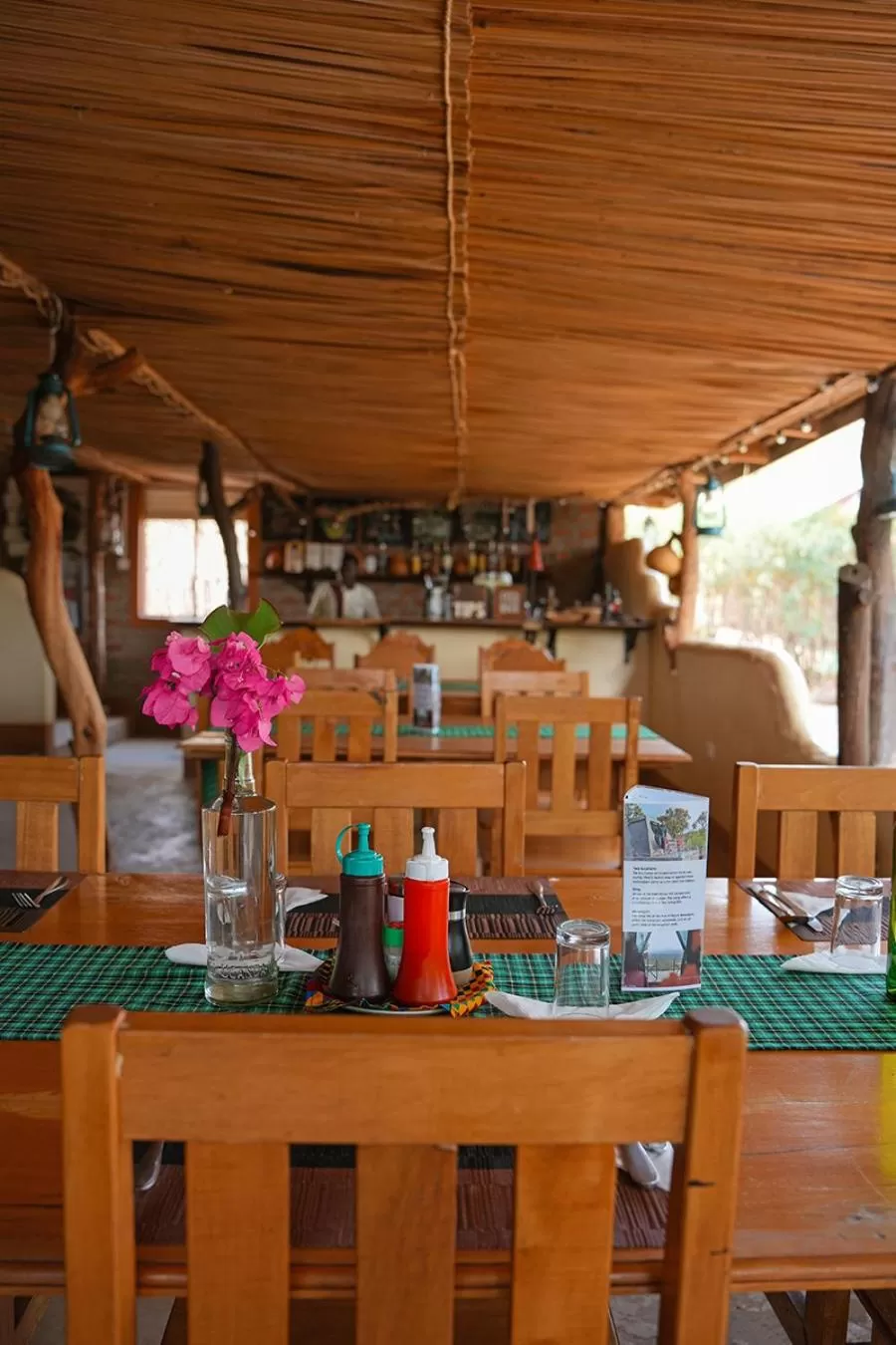 Restaurant/places to eat in Kara-Tunga Safari Camp