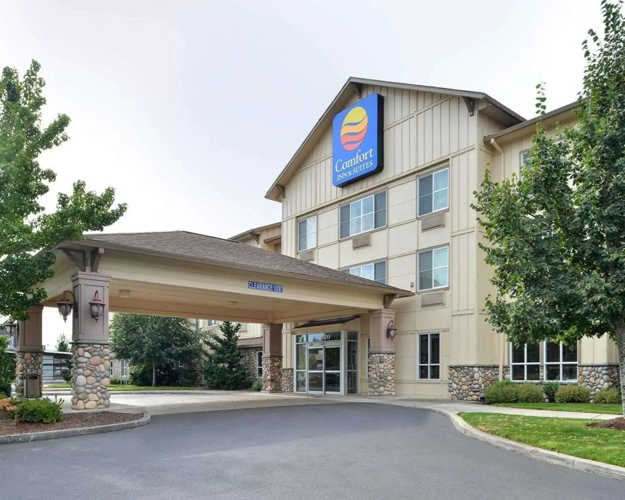 Comfort Inn & Suites McMinnville Wine Country Comfort Inn & Suites McMinnville Wine Country