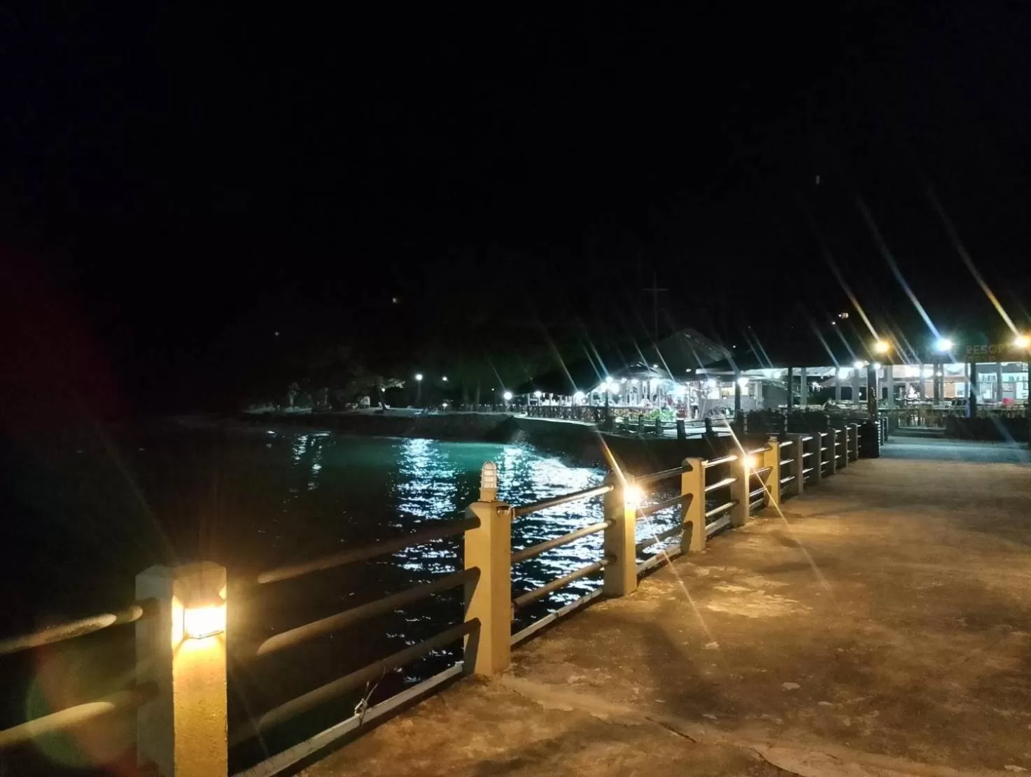 Beach in Koh Ngai Resort