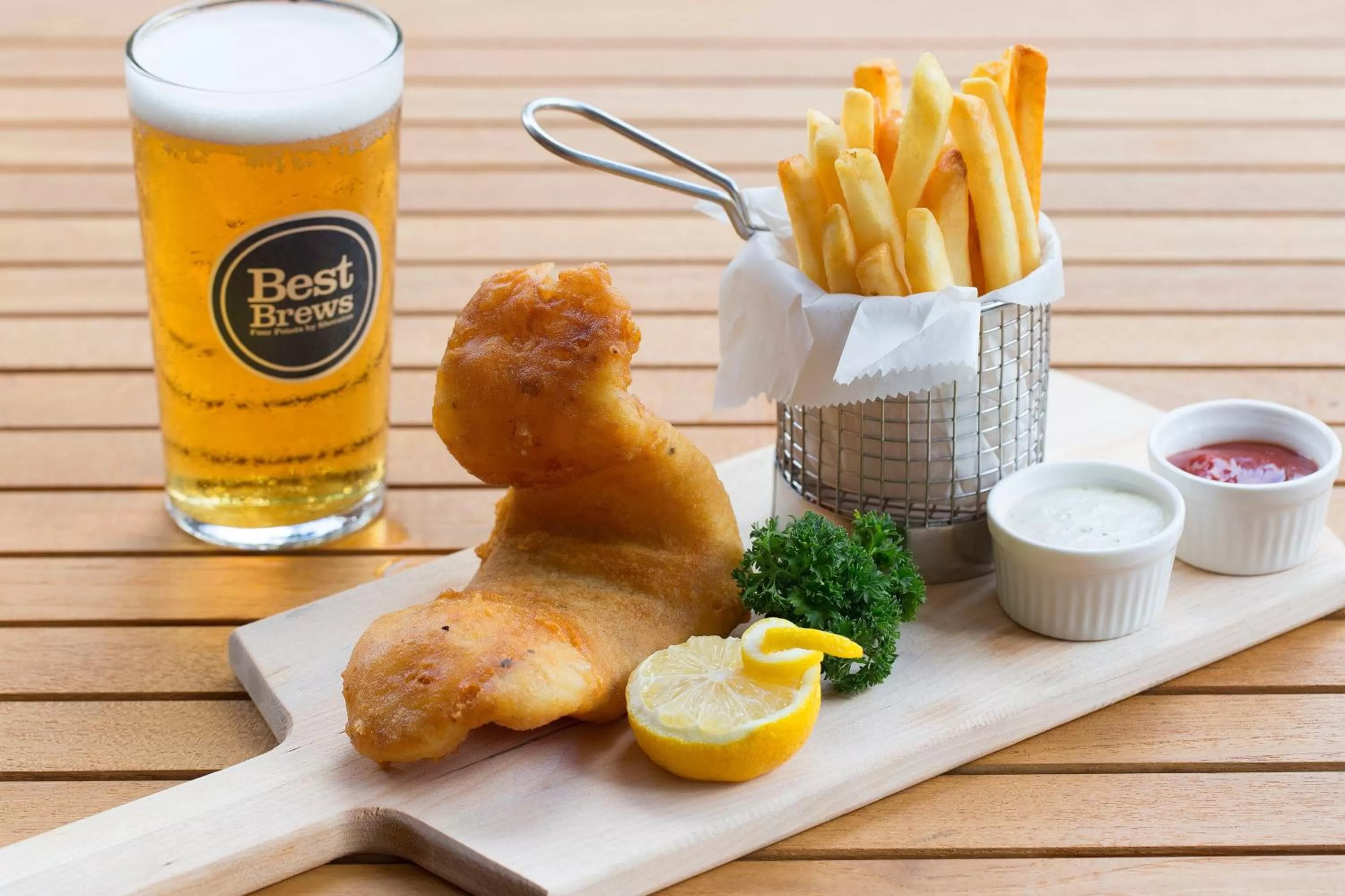 Restaurant/places to eat in Four Points by Sheraton Singapore, Riverview