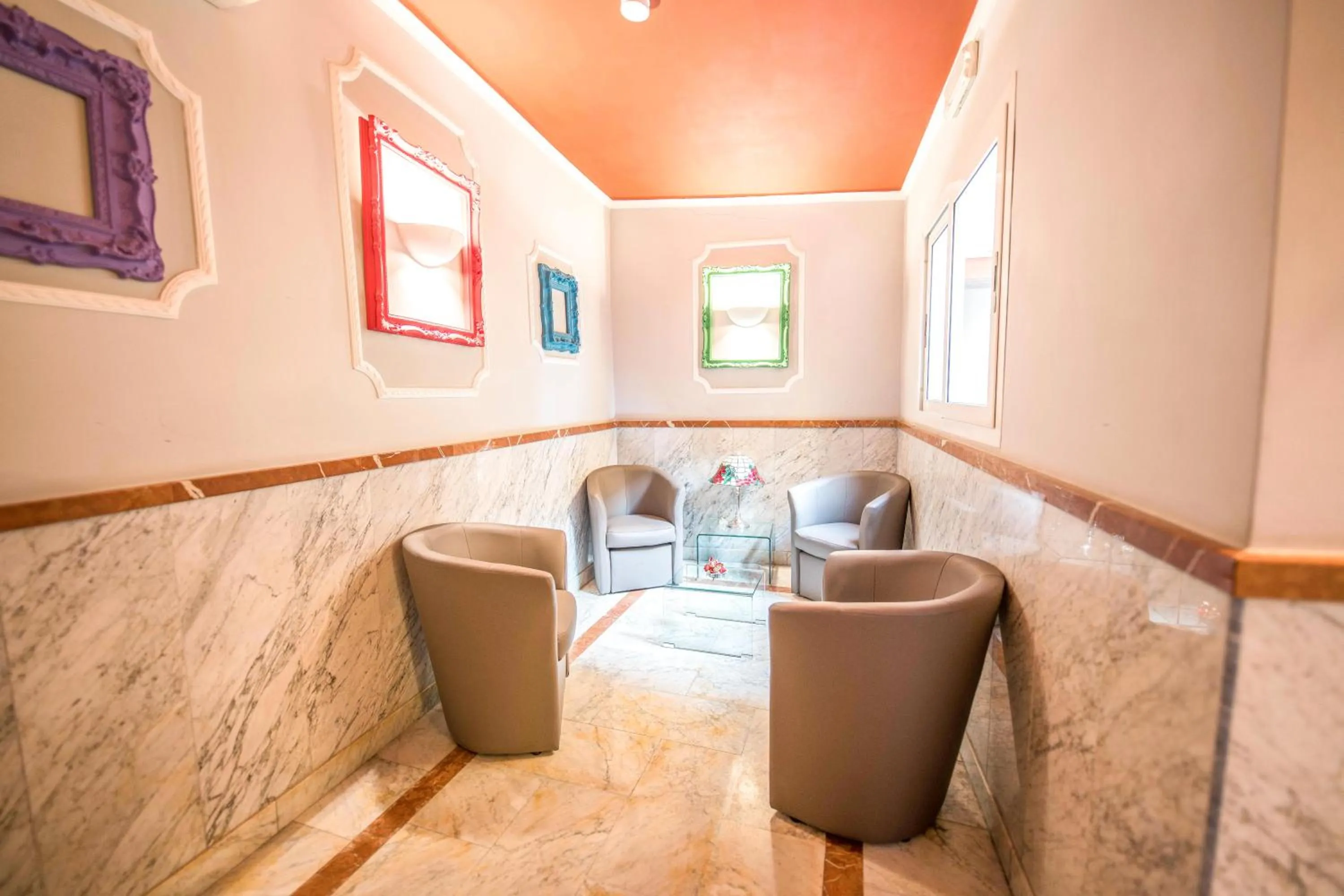 Lounge or bar in Hotel Anfiteatro Flavio