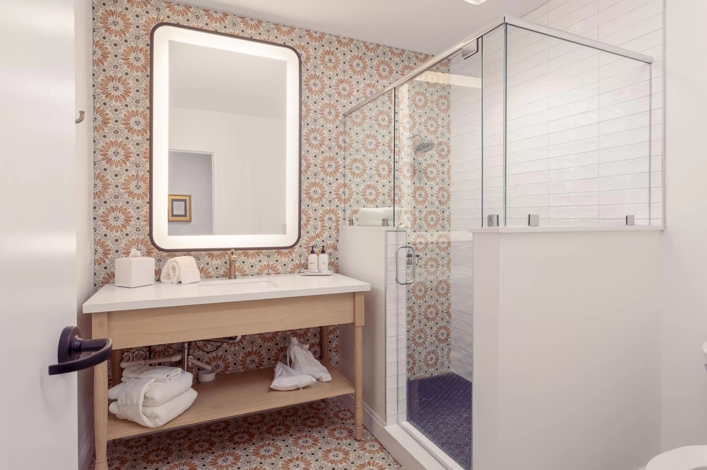 Lily Hall-A Boutique Hotel