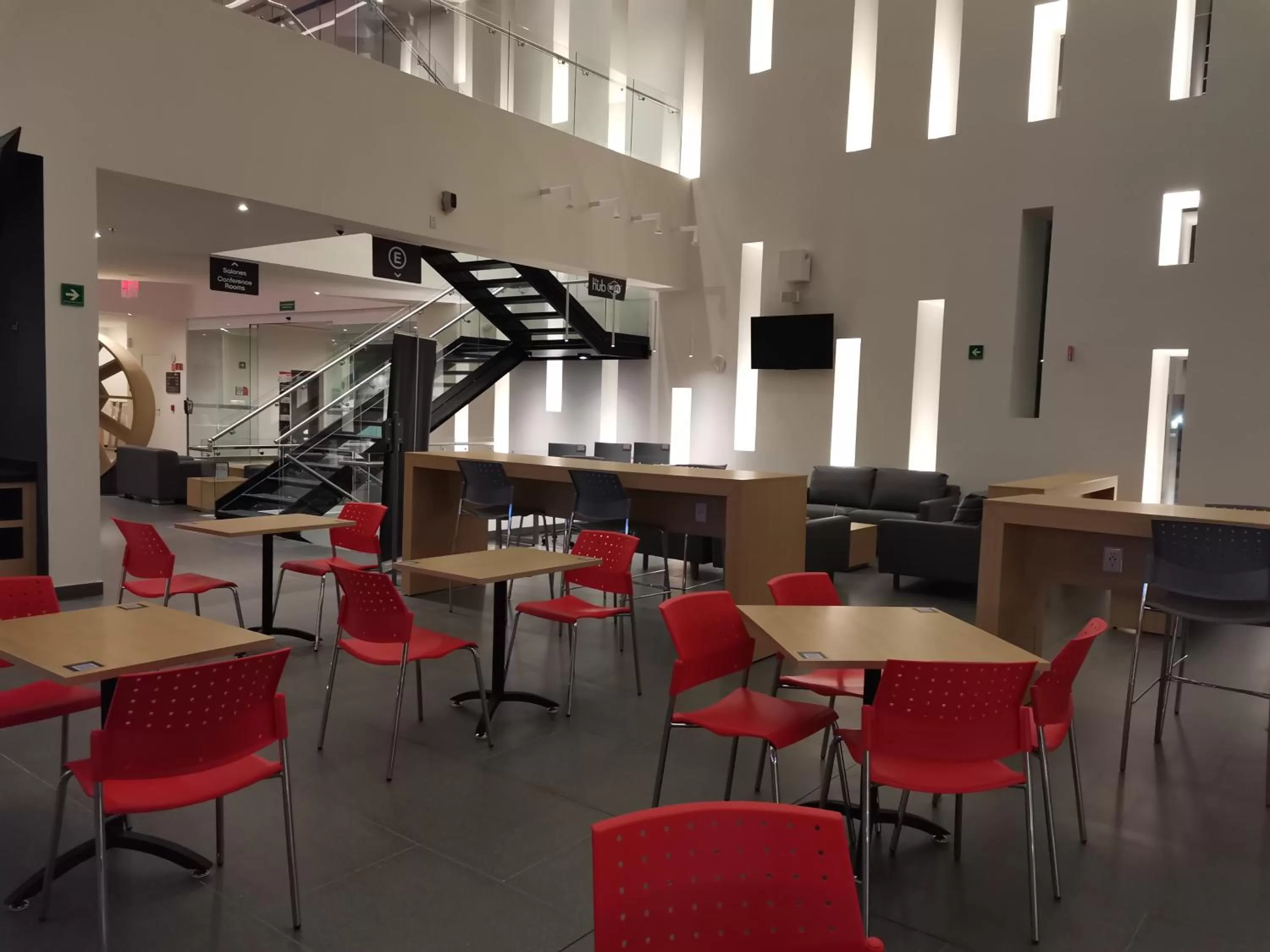 Restaurant/places to eat in Ramada Encore by Wyndham Monterrey Apodaca Zona Aeropuerto