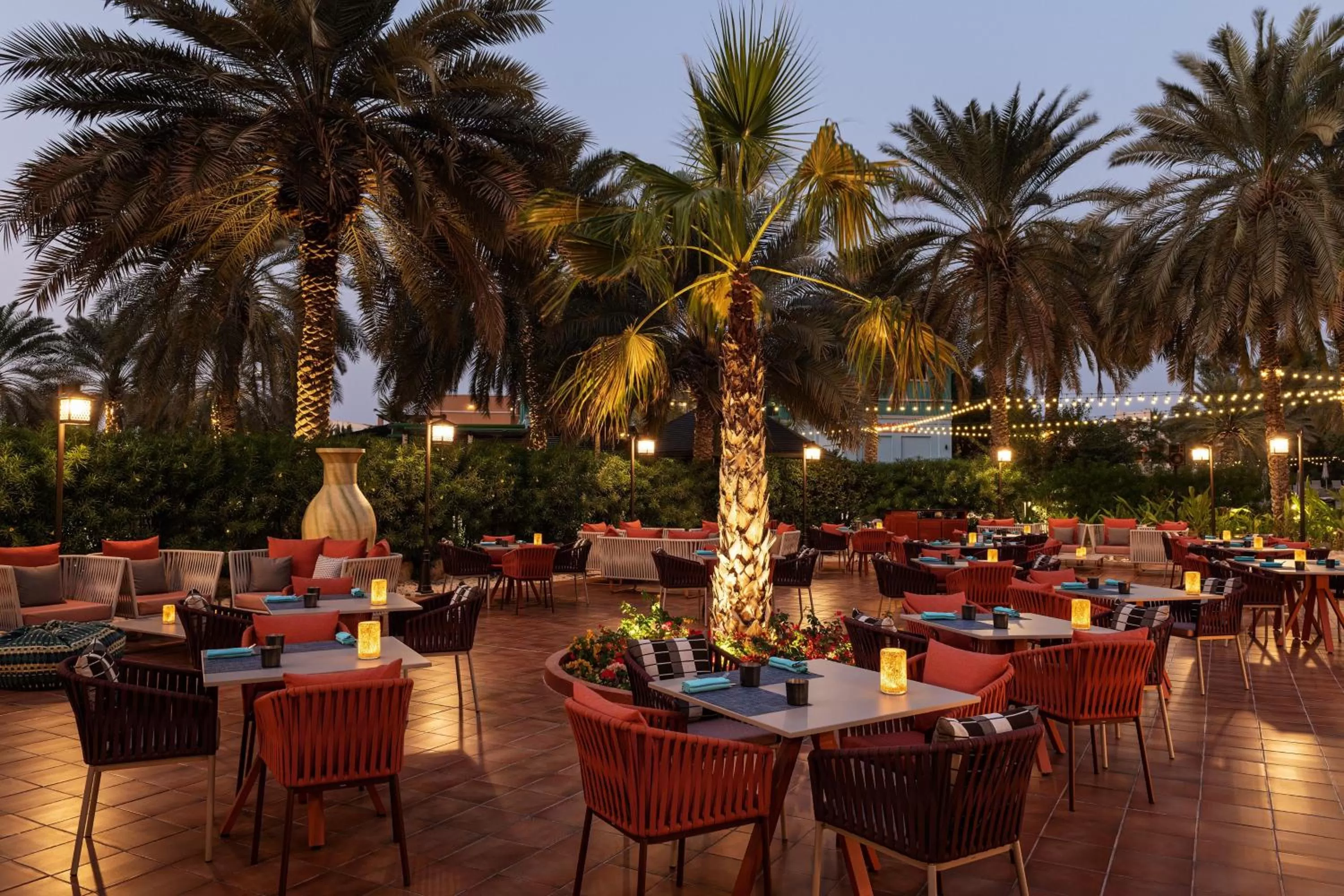 Restaurant/places to eat in Le Royal Meridien Beach Resort & Spa Dubai