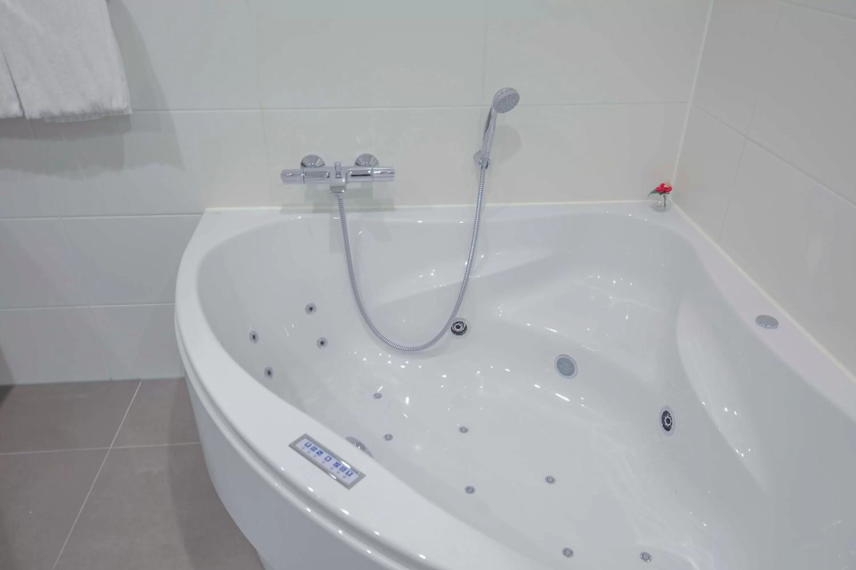 Bathroom in Fletcher Hotel-Restaurant de Wageningsche Berg