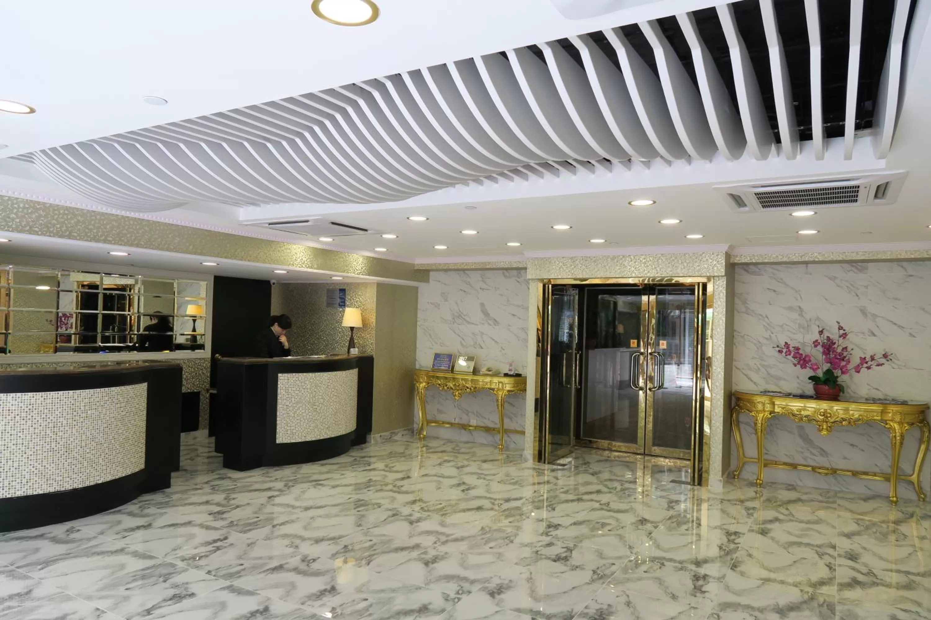 Lobby or reception in Best Western Plus Tsim Sha Tsui