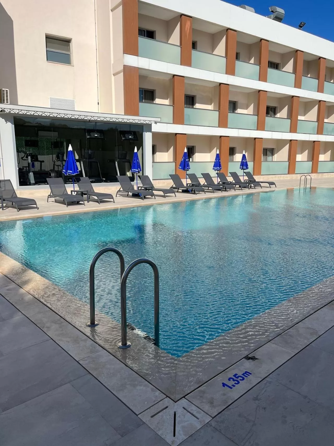 Swimming pool in Holiday Inn Express Manisa-West by IHG