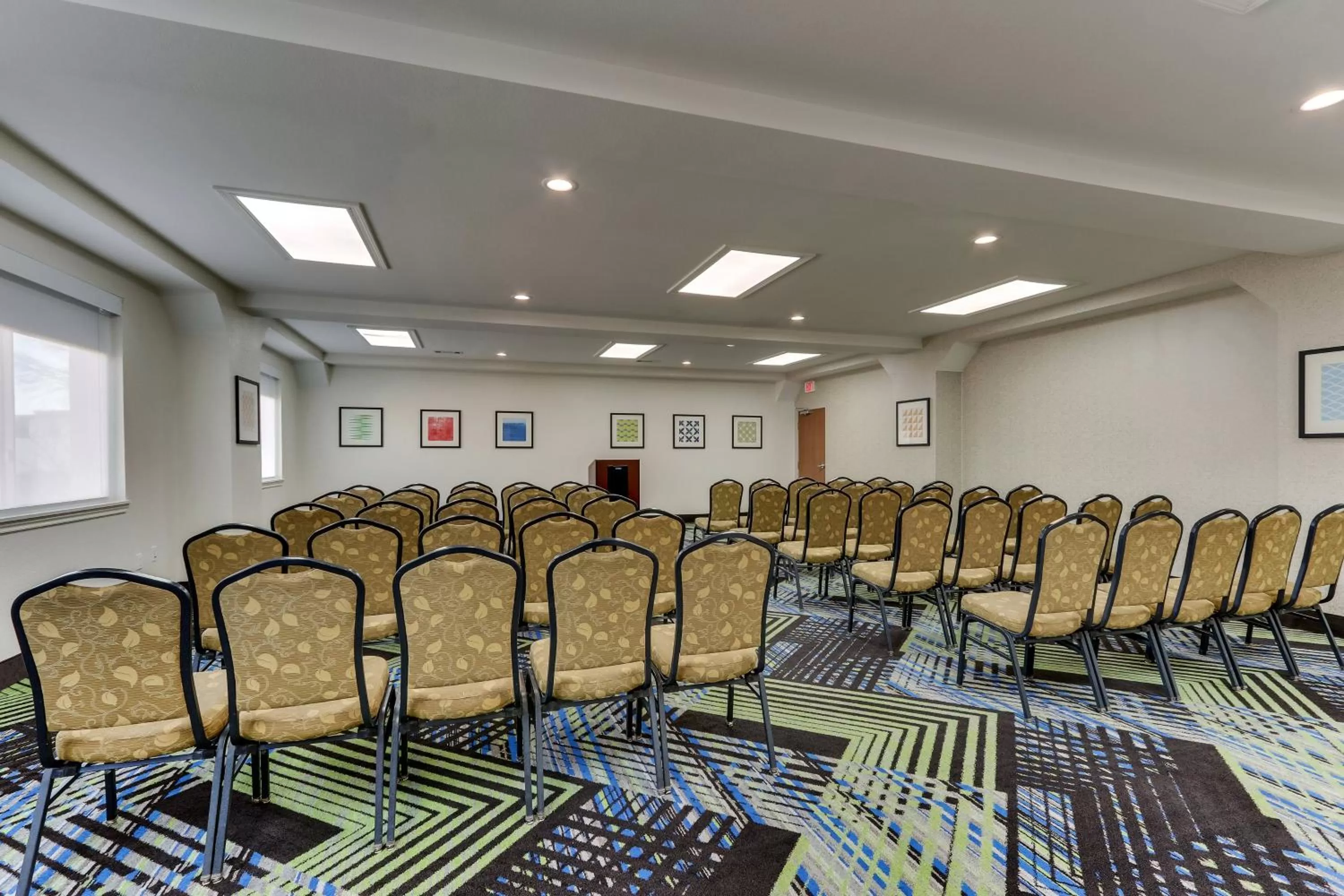 Meeting/conference room in Holiday Inn Express Lake Worth NW Loop 820 by IHG