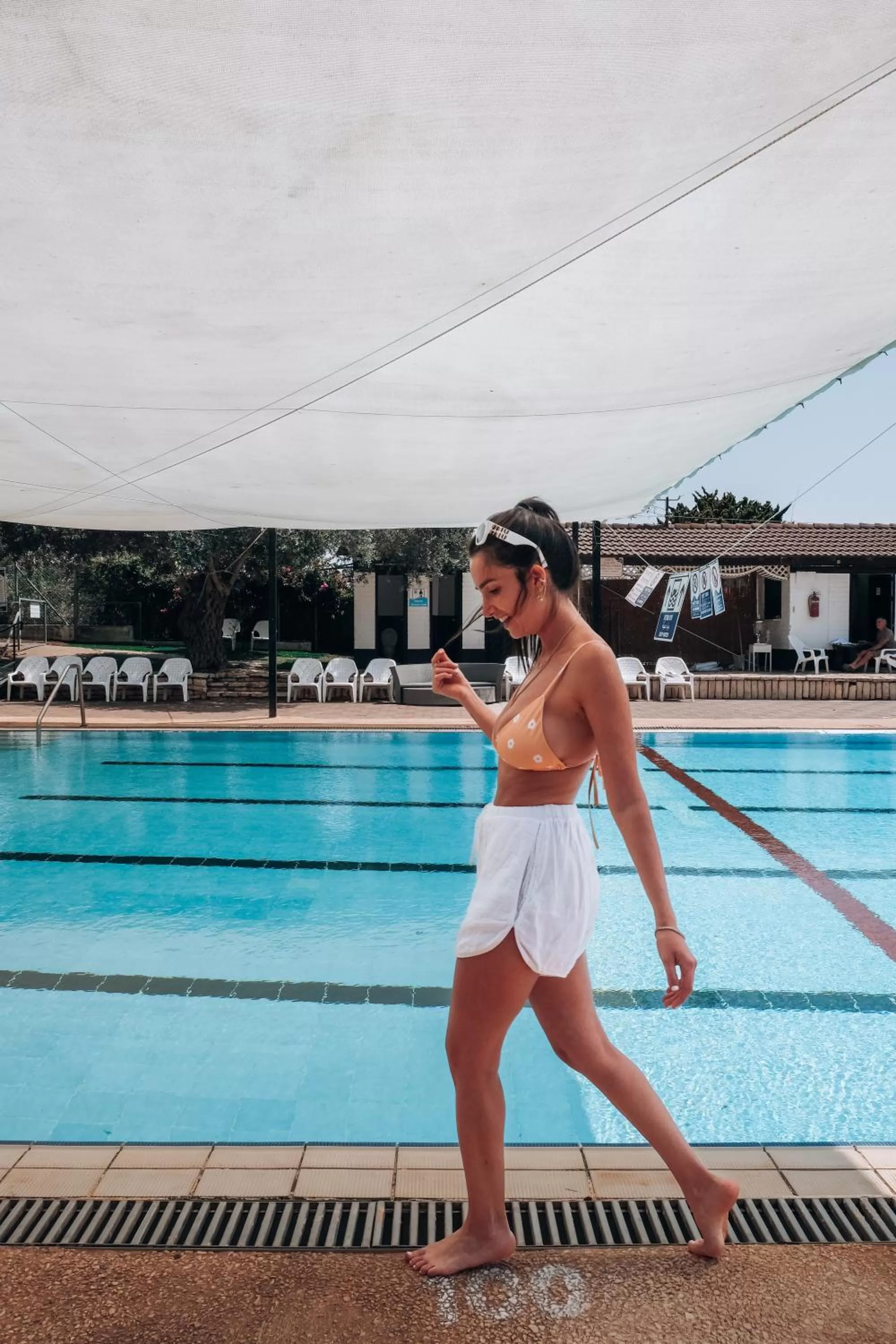 Swimming pool in Eden Inn