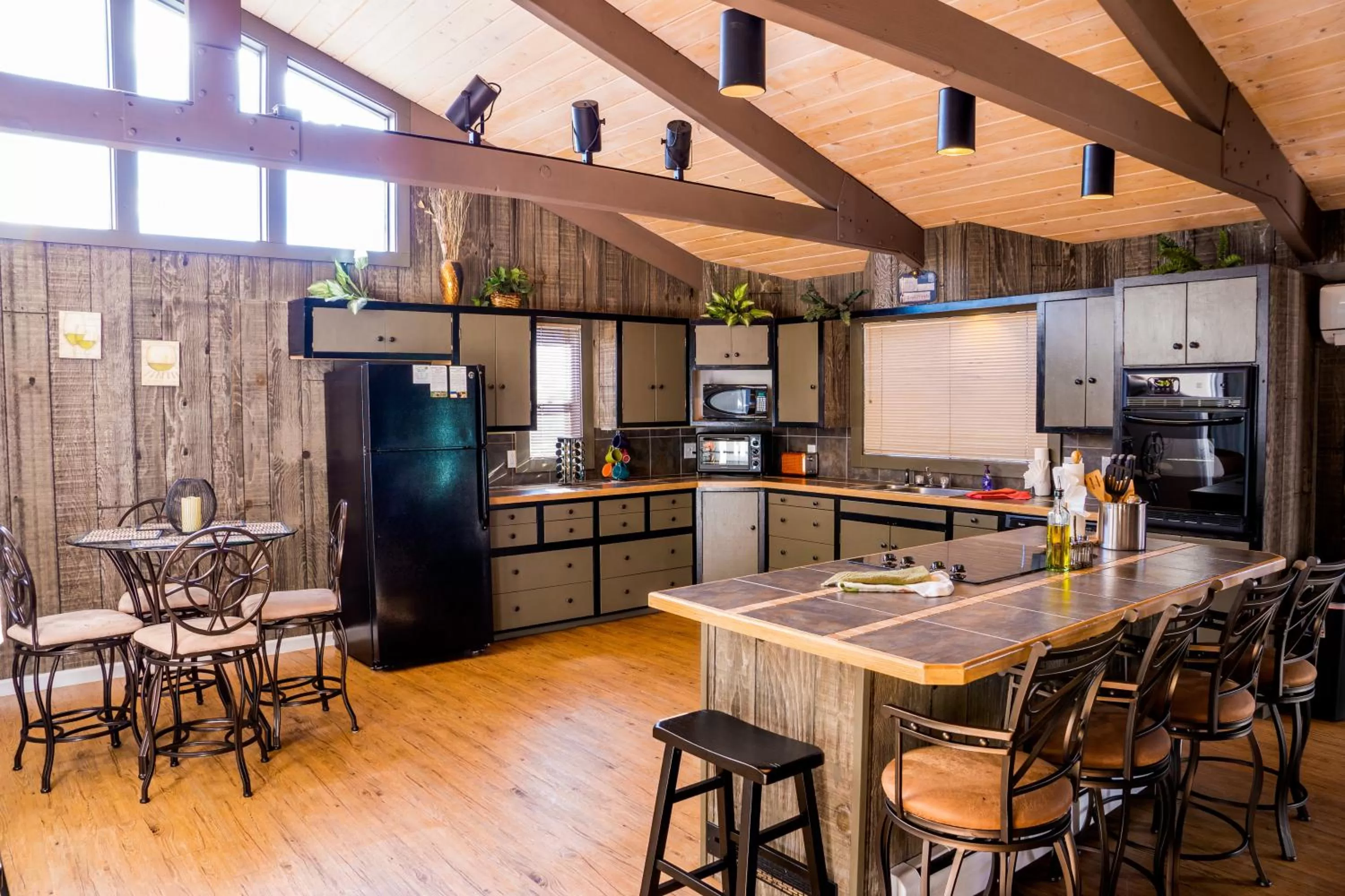 Kitchen or kitchenette in Murphy's Resort