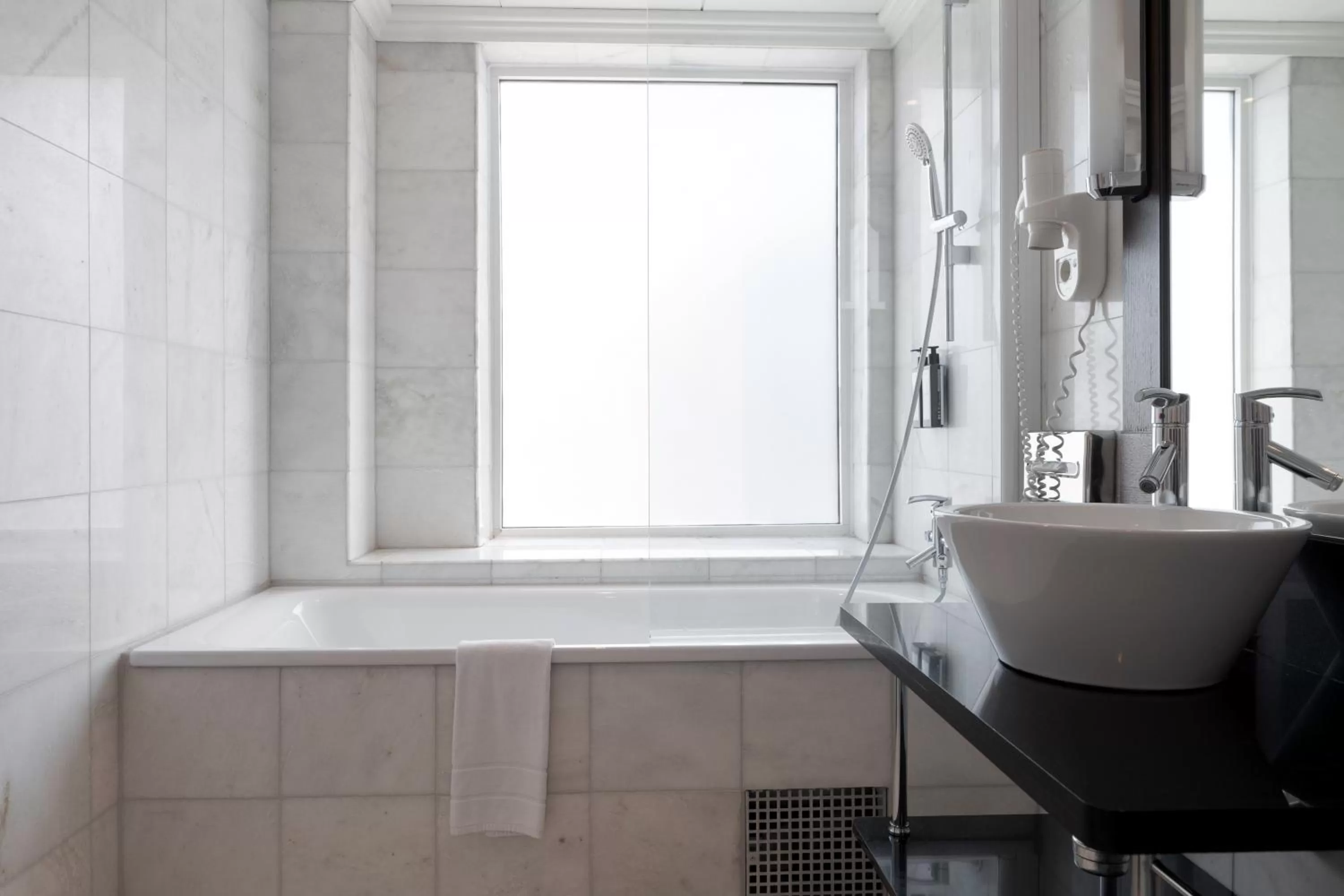 Bathroom in Elite Palace Hotel & Spa