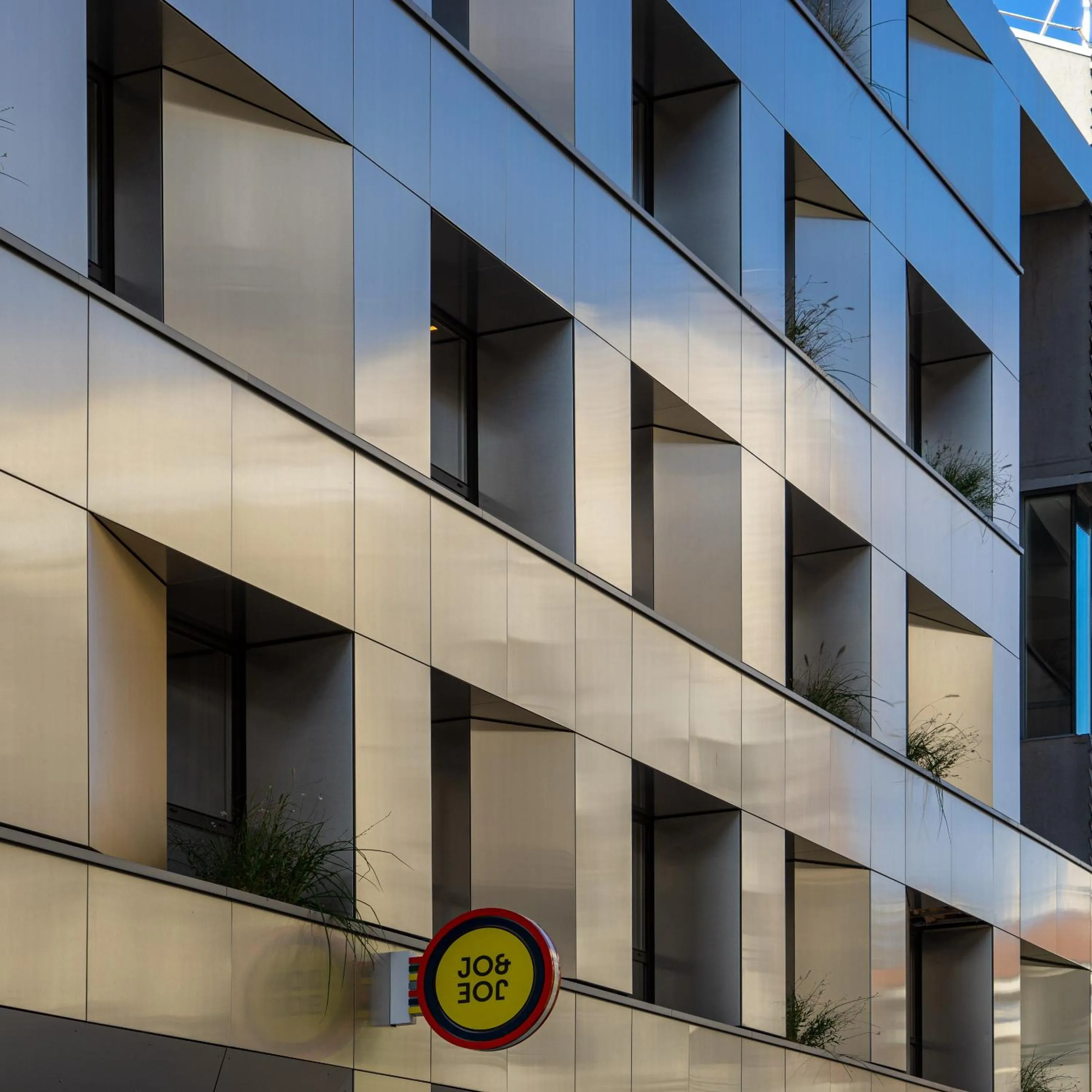 Facade/entrance in JO&JOE Paris - Nation