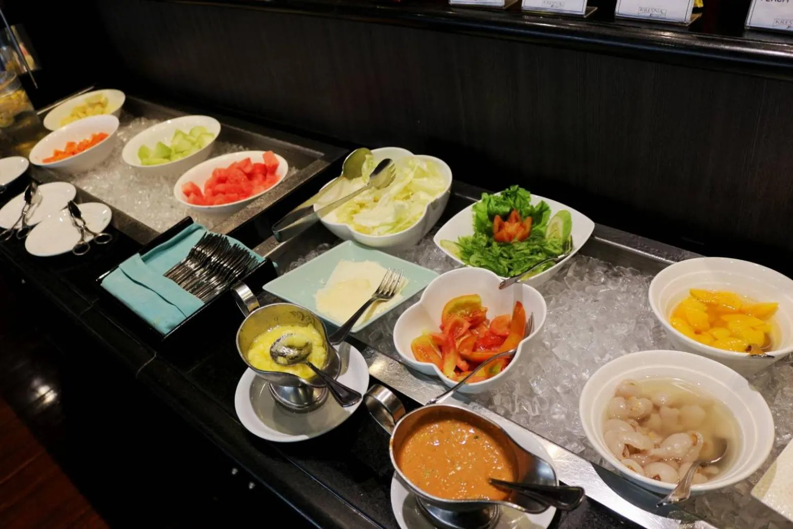 Food and drinks in Prime Plaza Hotel Purwakarta