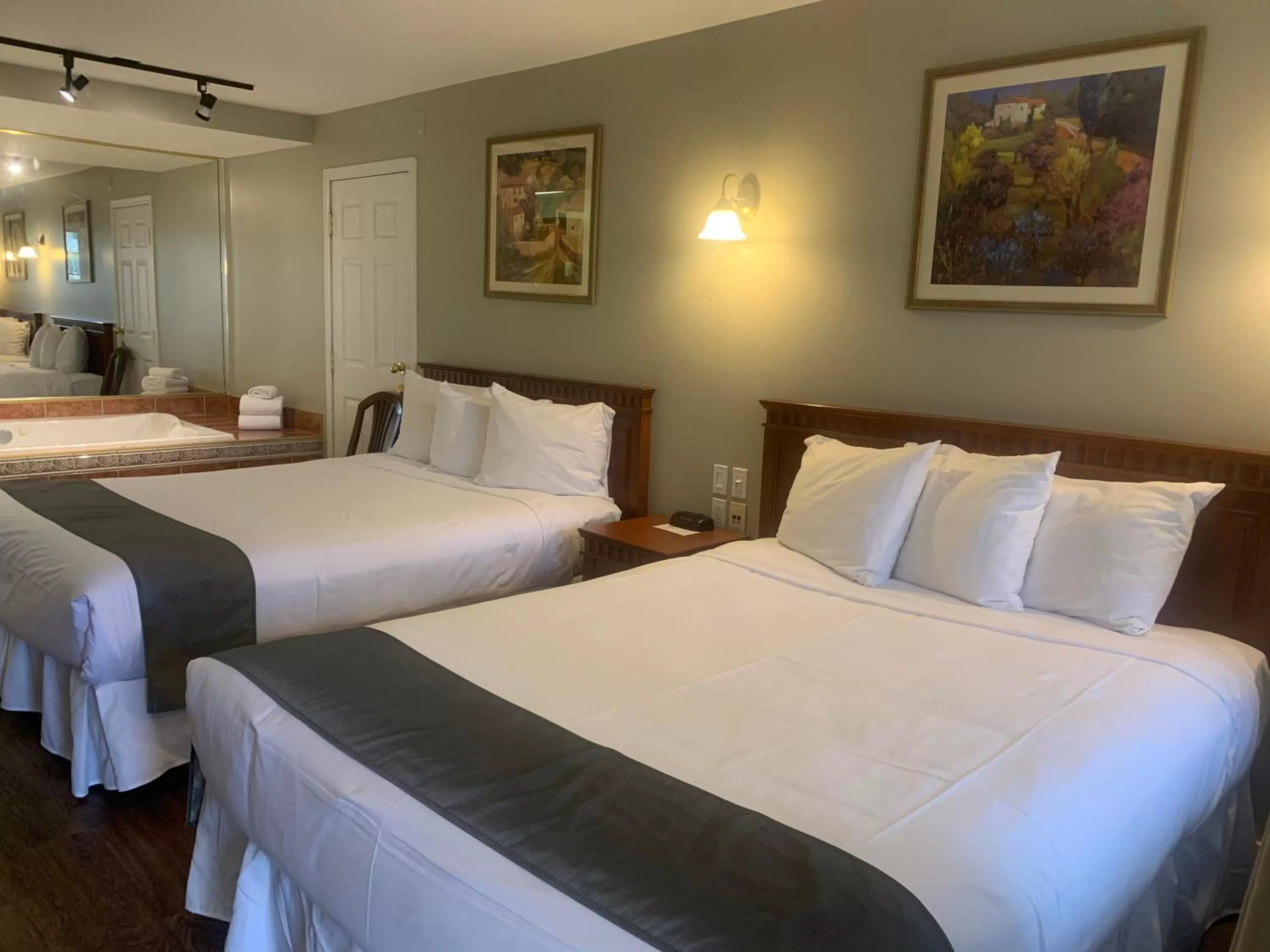 Bed in Hotel and Suites Les Laurentides