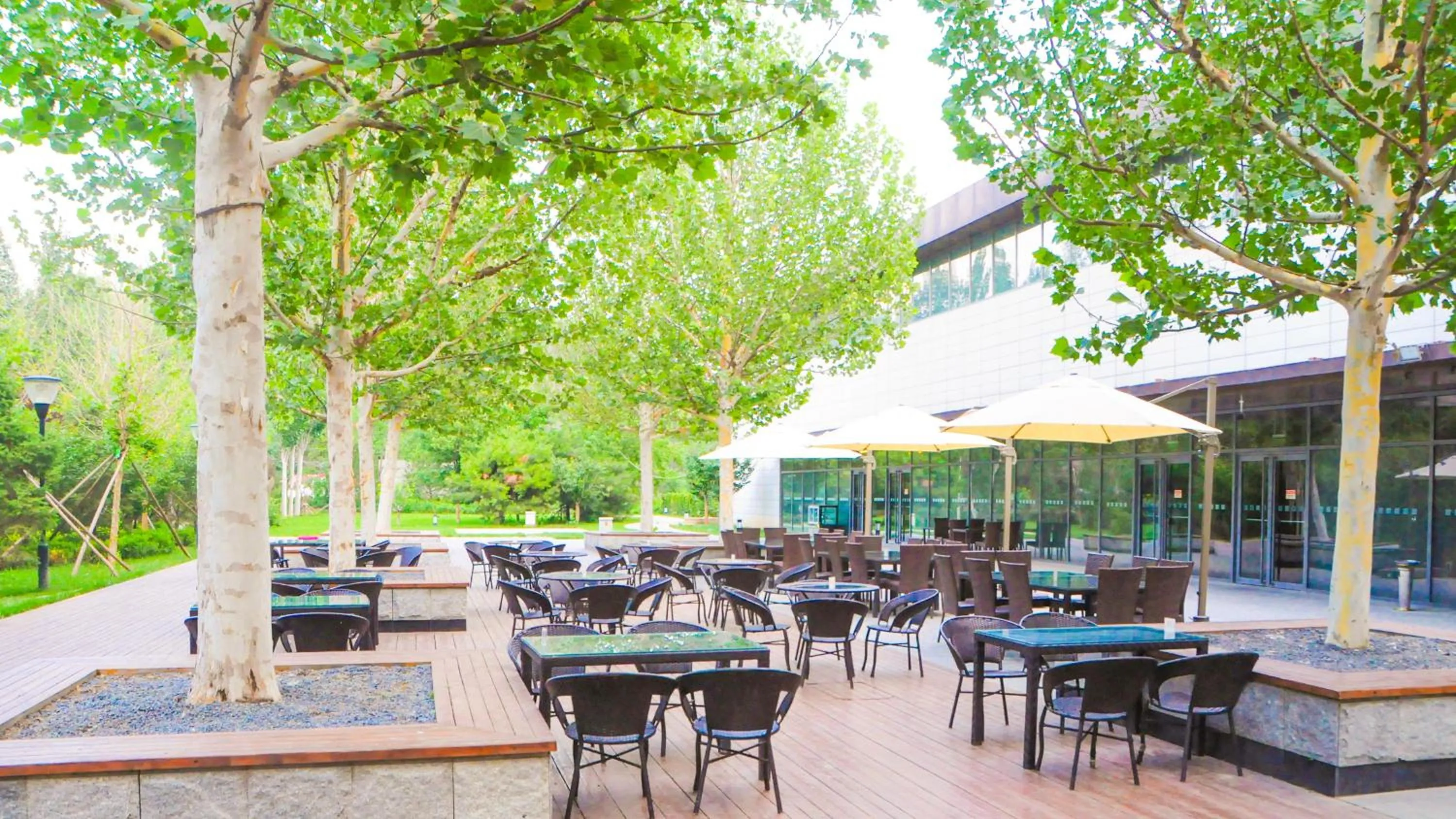 Property building in Holiday Inn Beijing Shijingshan Parkview by IHG