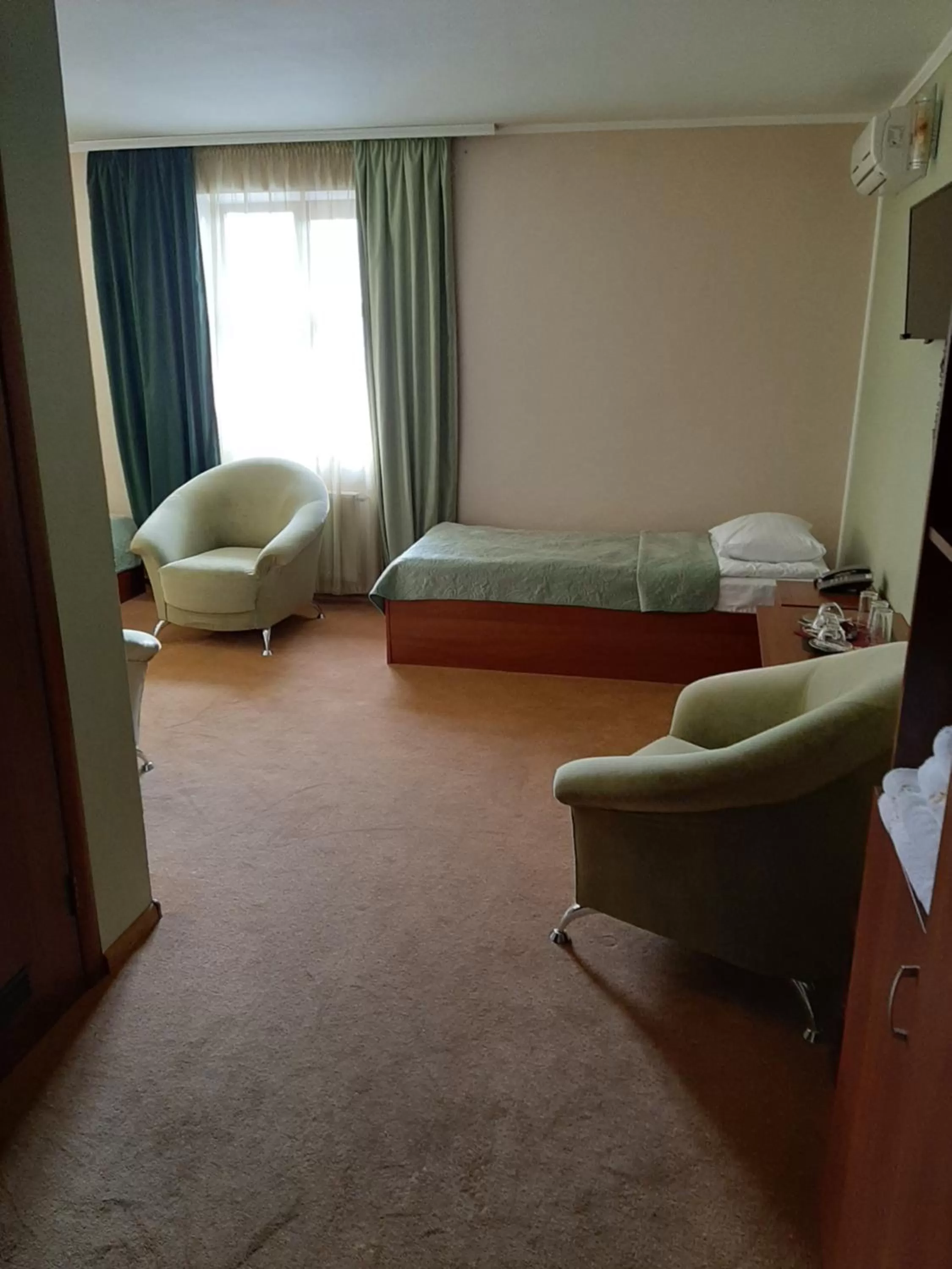 Bed in Stara Vezha Hotel