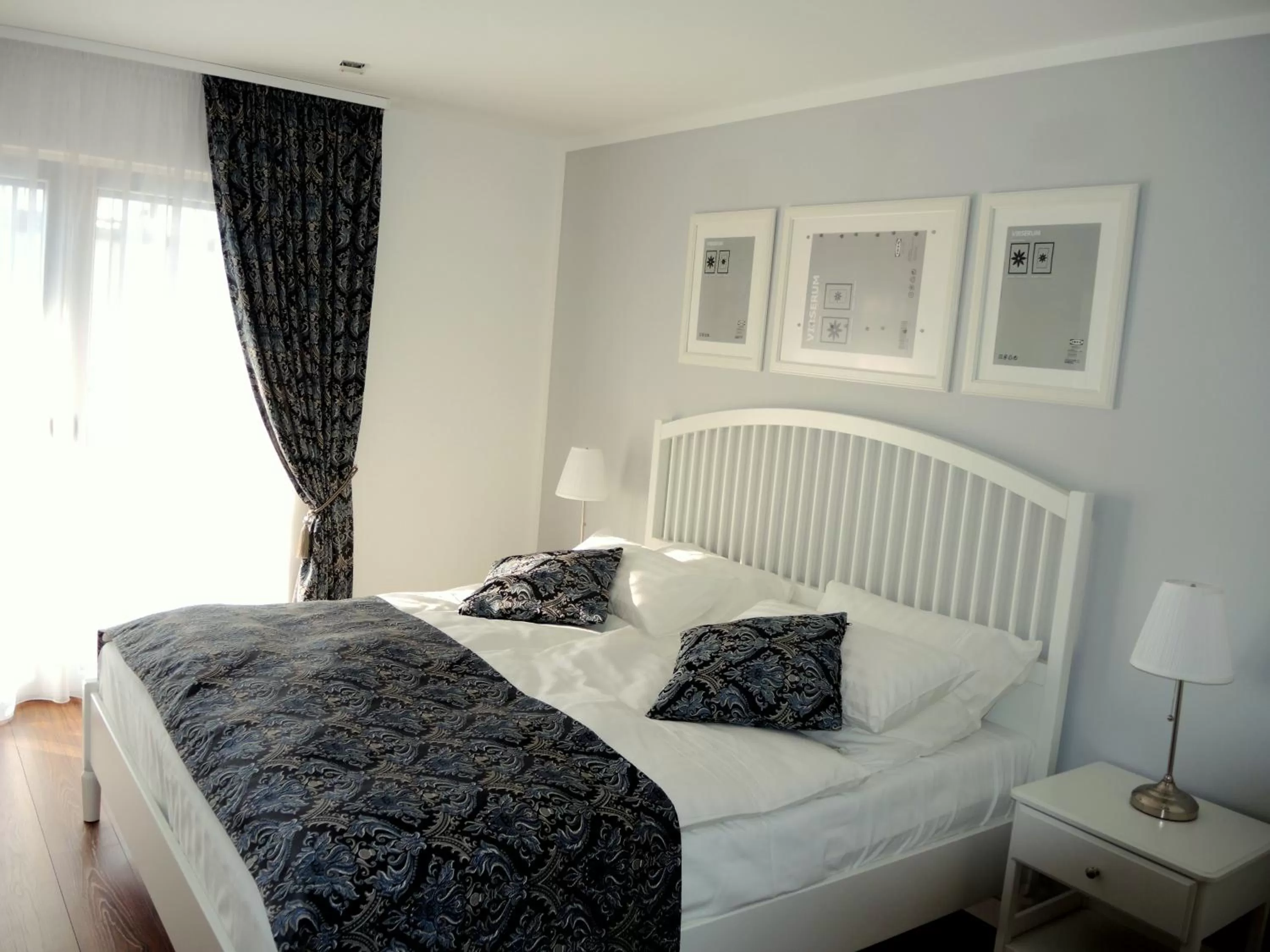 Bed in Merkel Villa Apartamente