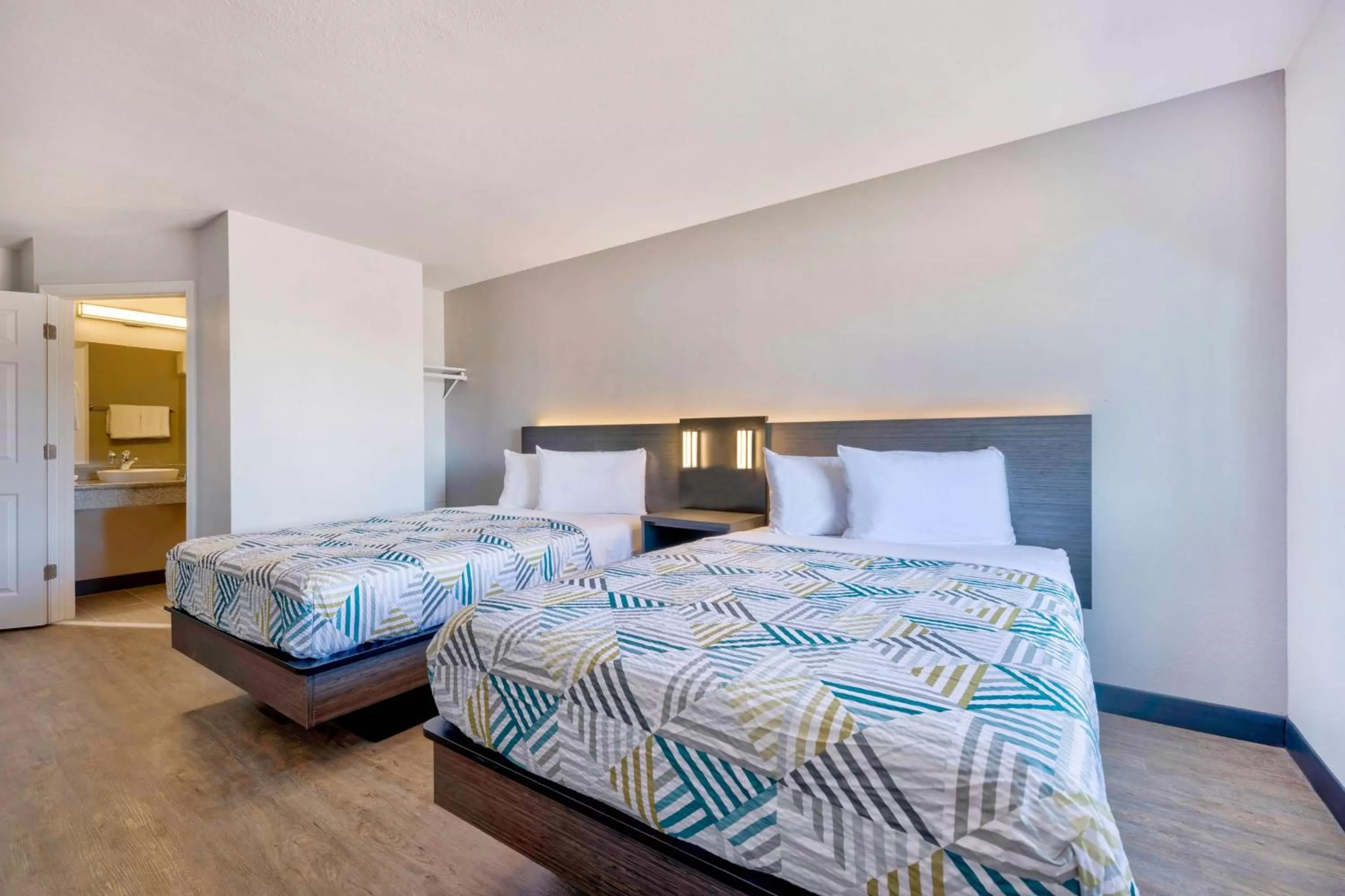 Bedroom, Bed in Motel 6-Norman, OK