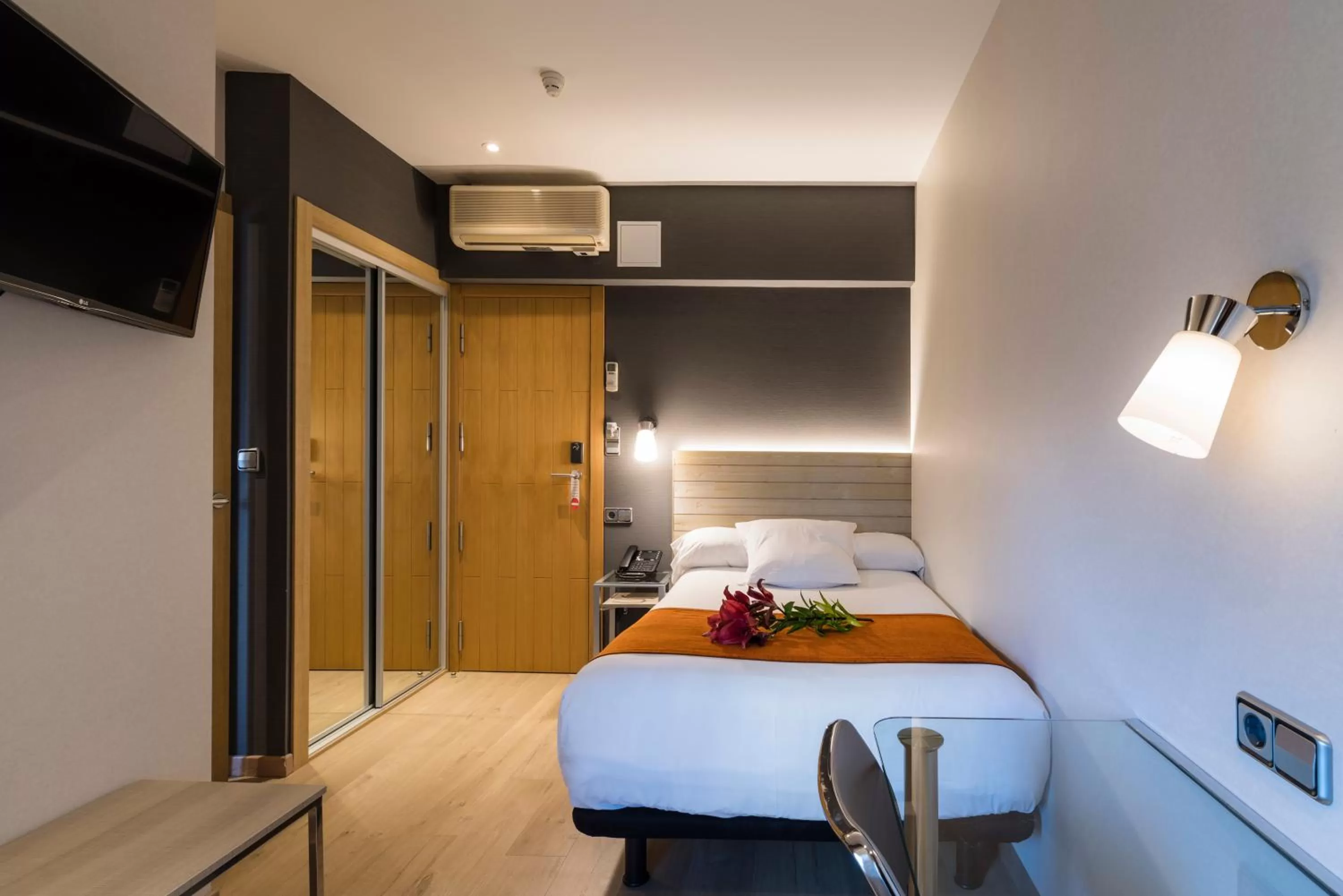 Bed in Hotel Avenida