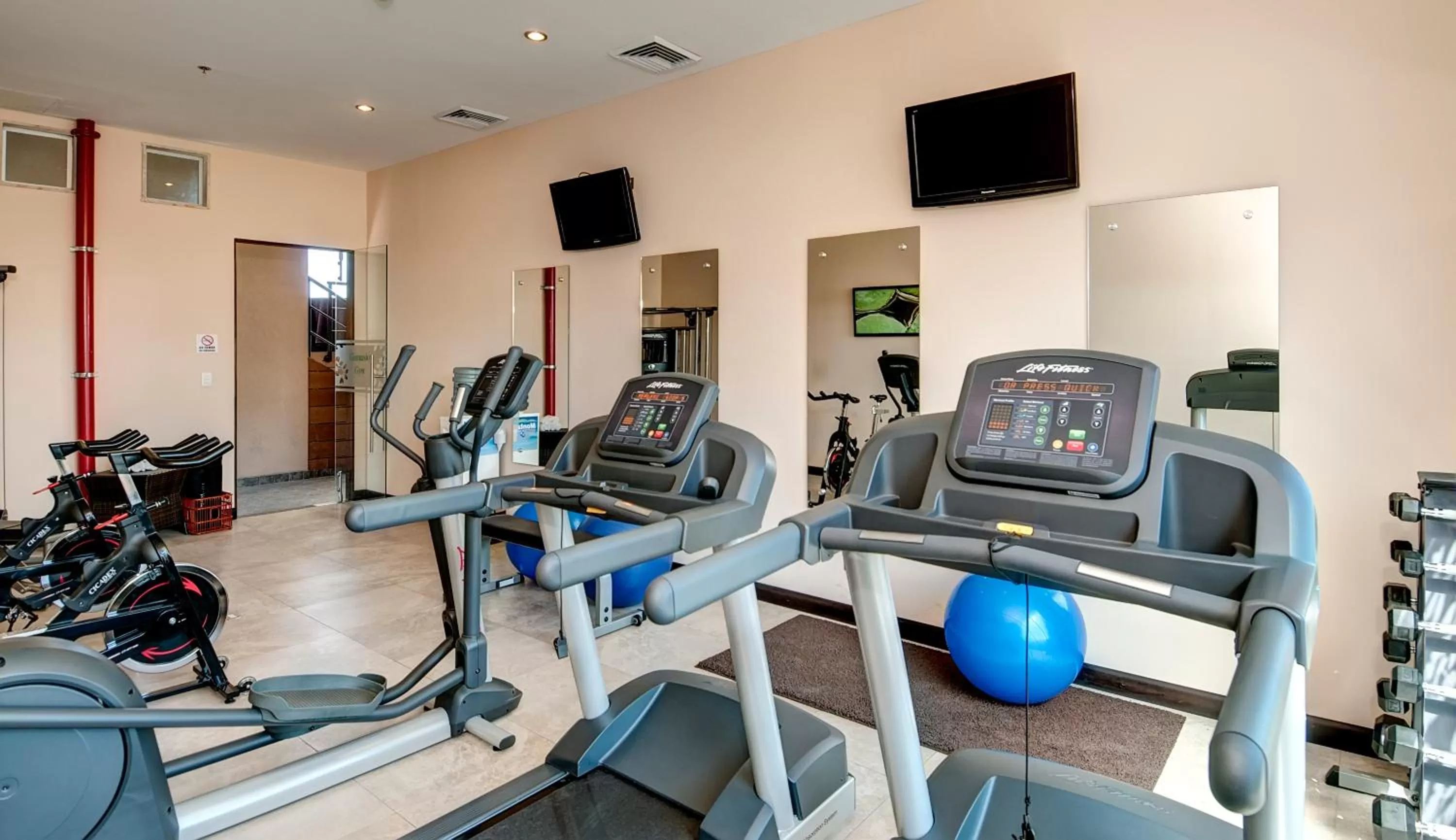 Fitness centre/facilities in Studio Hotel Boutique
