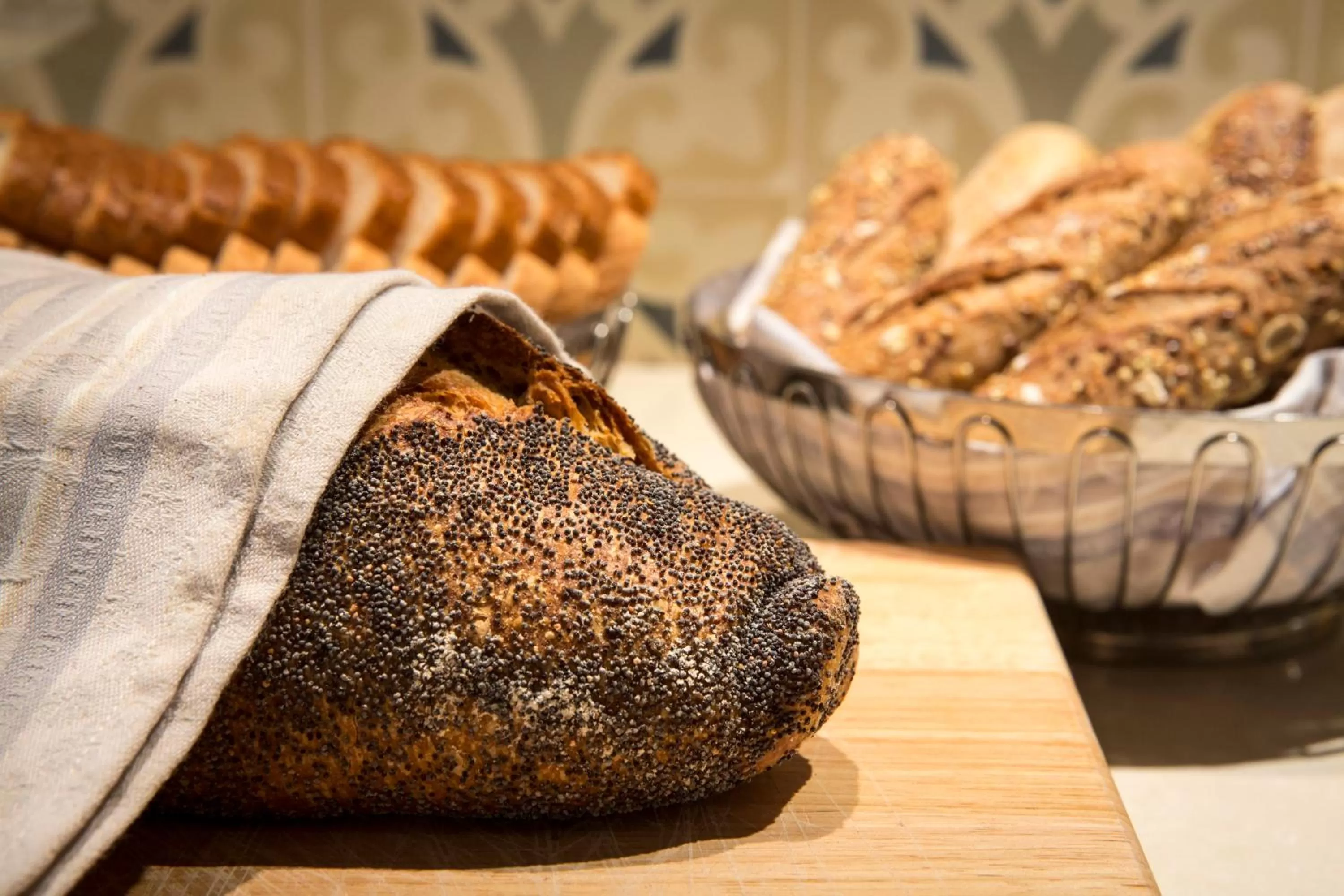 Restaurant/places to eat in Arthur Hotel - an Atlas Boutique Hotel