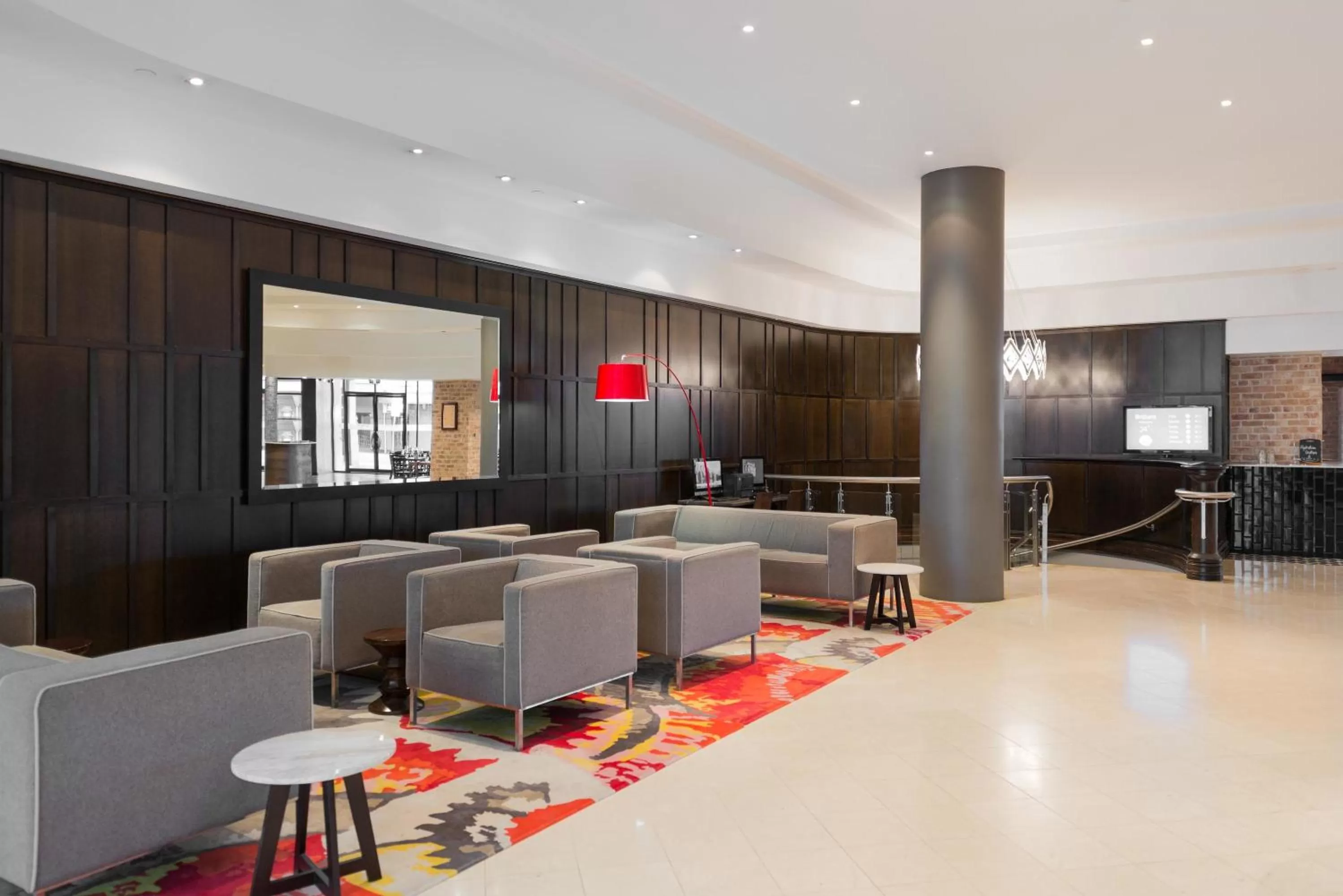 Lobby or reception in Mantra on Queen