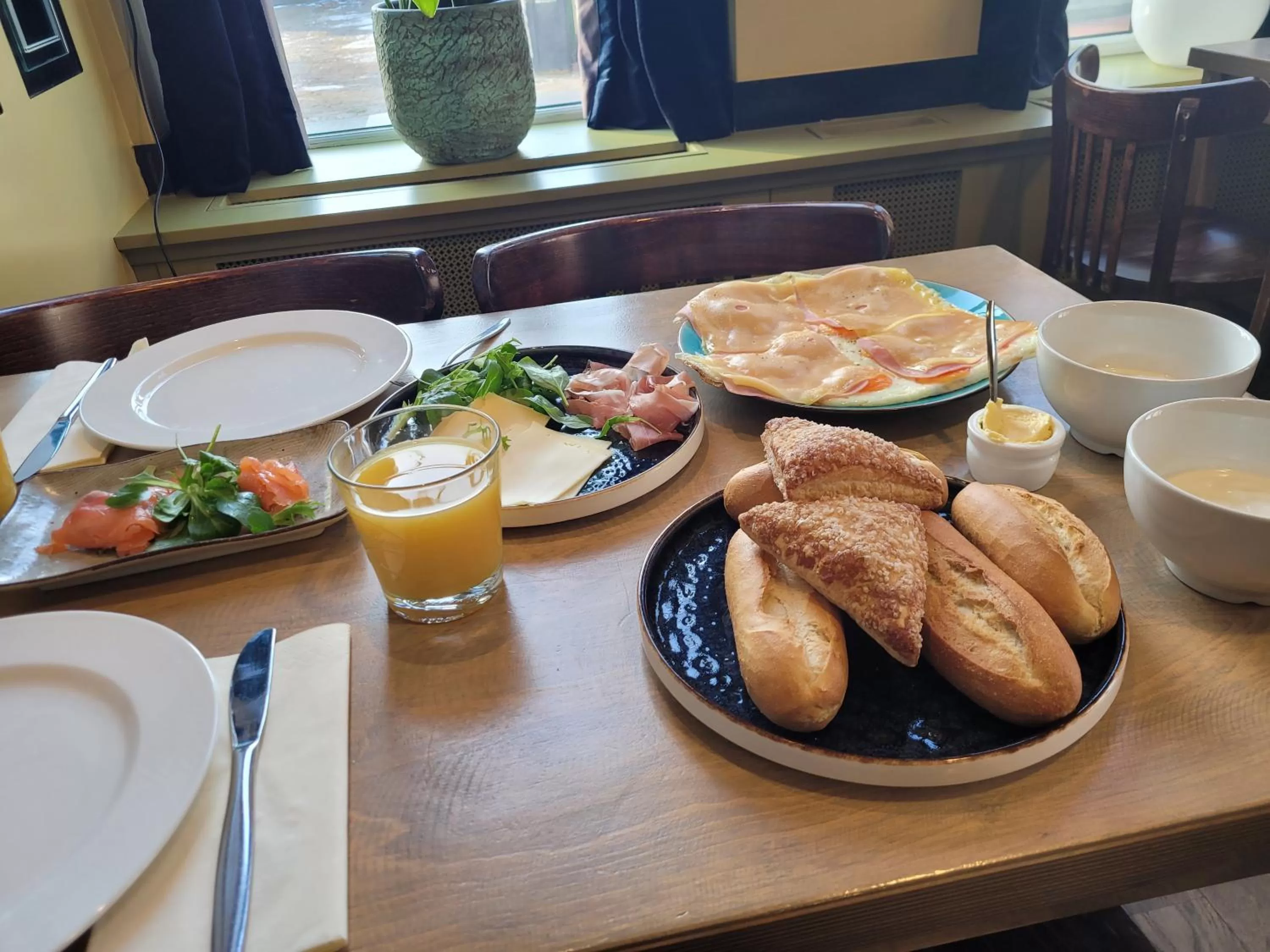 Breakfast in L'appel Studio near Amsterdam