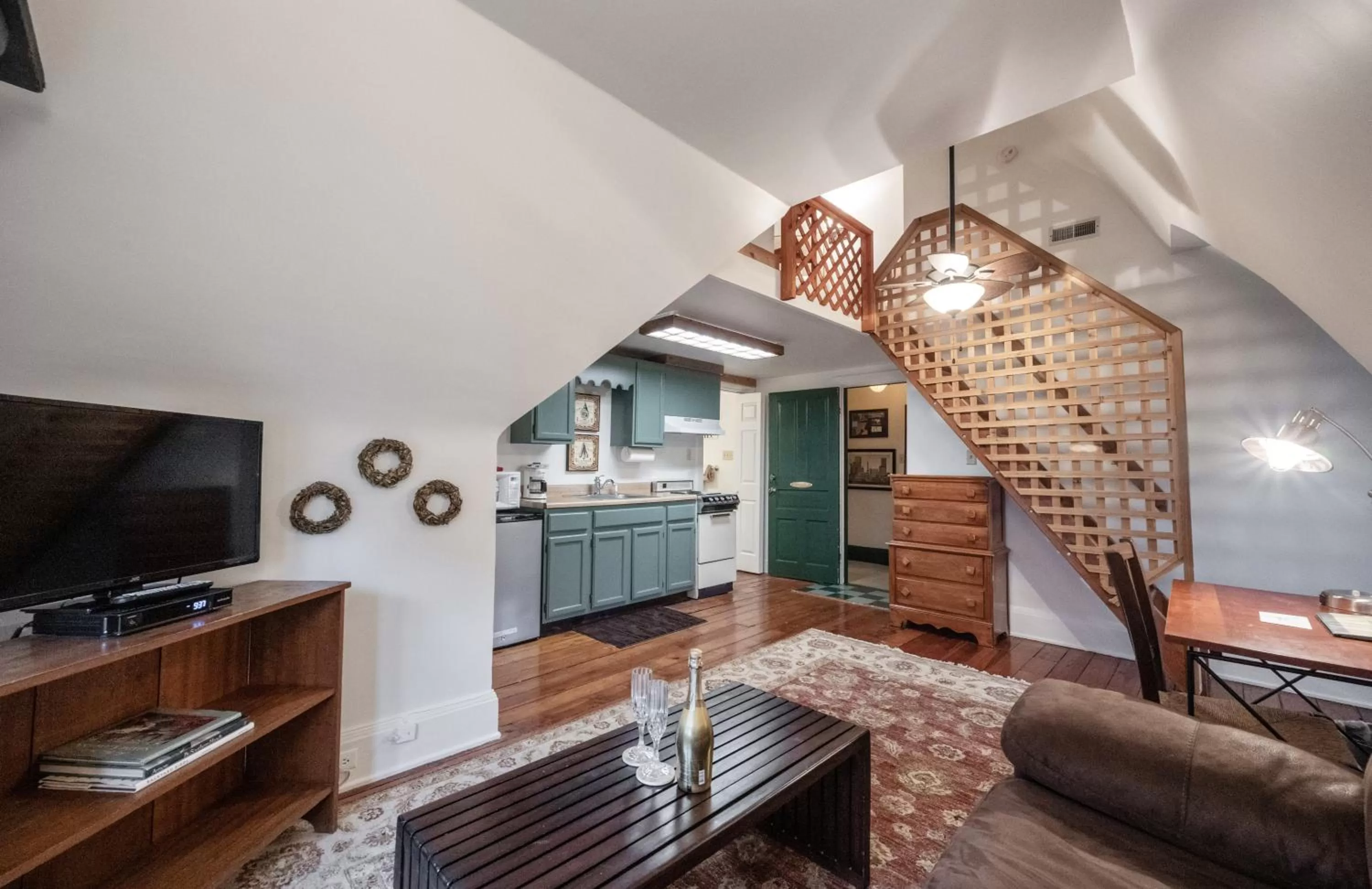 Kitchen or kitchenette in Stone Soup Inn