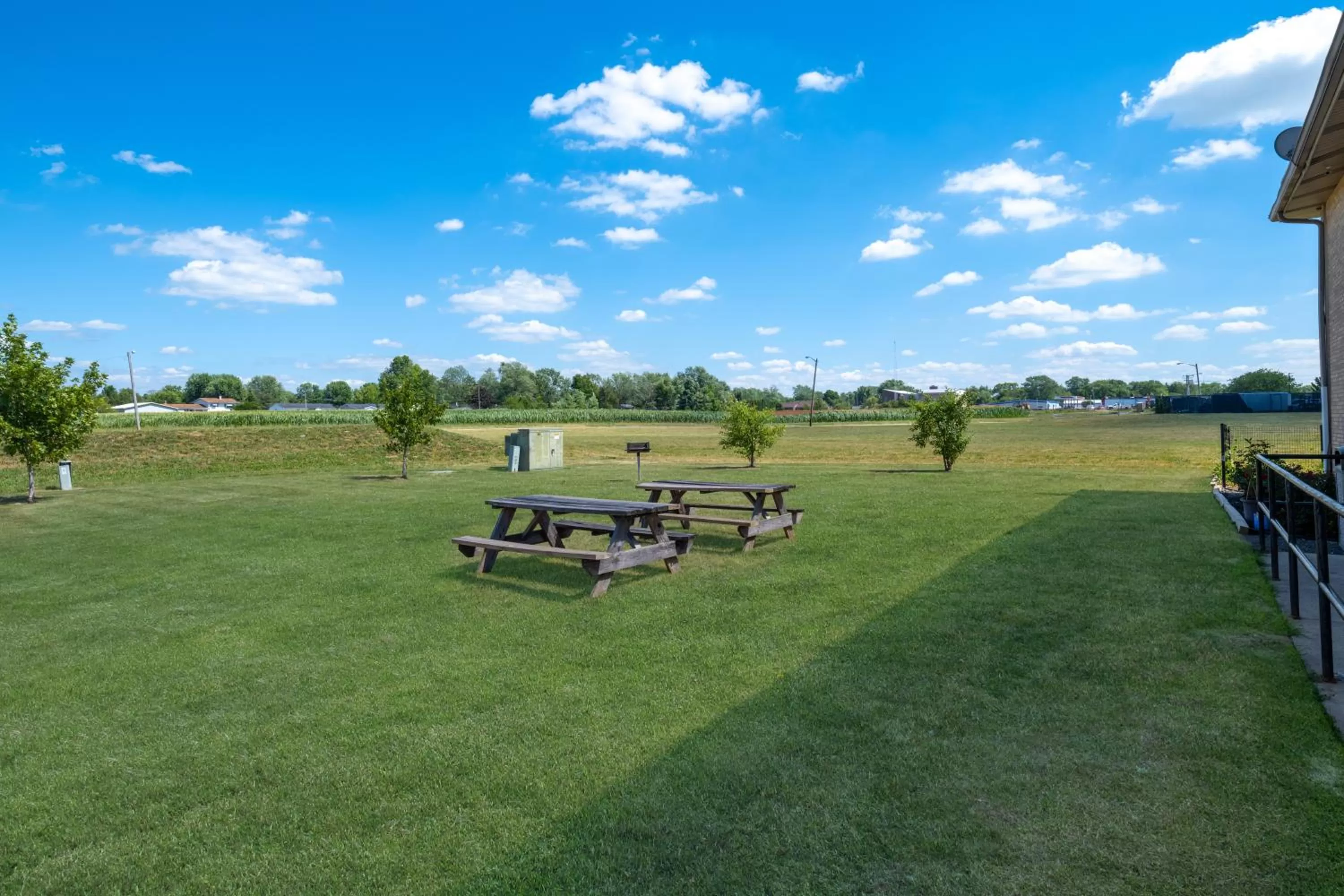BBQ facilities in Super 8 by Wyndham Kokomo