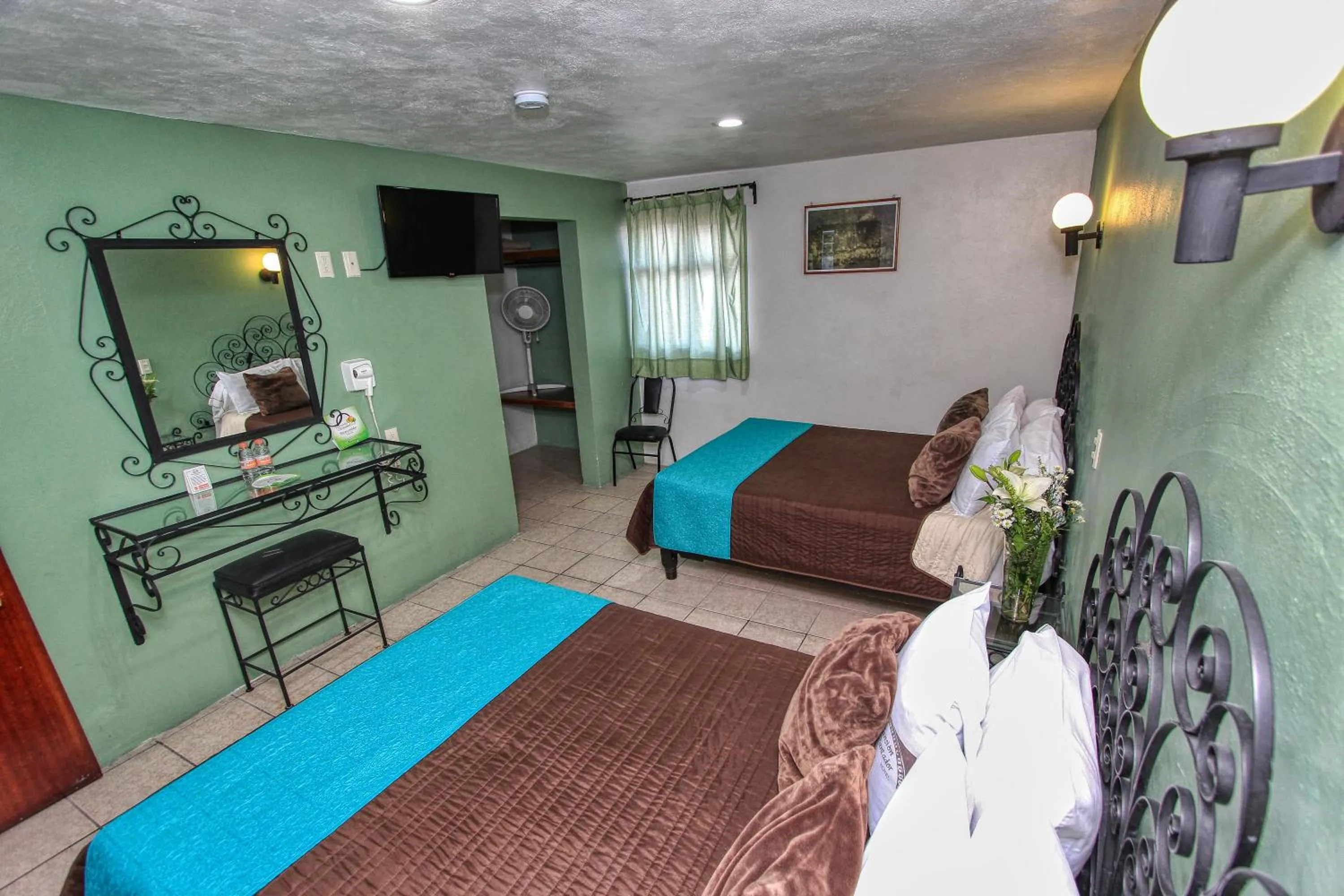 Photo of the whole room, Bed in Hotel Mansion del Cantador