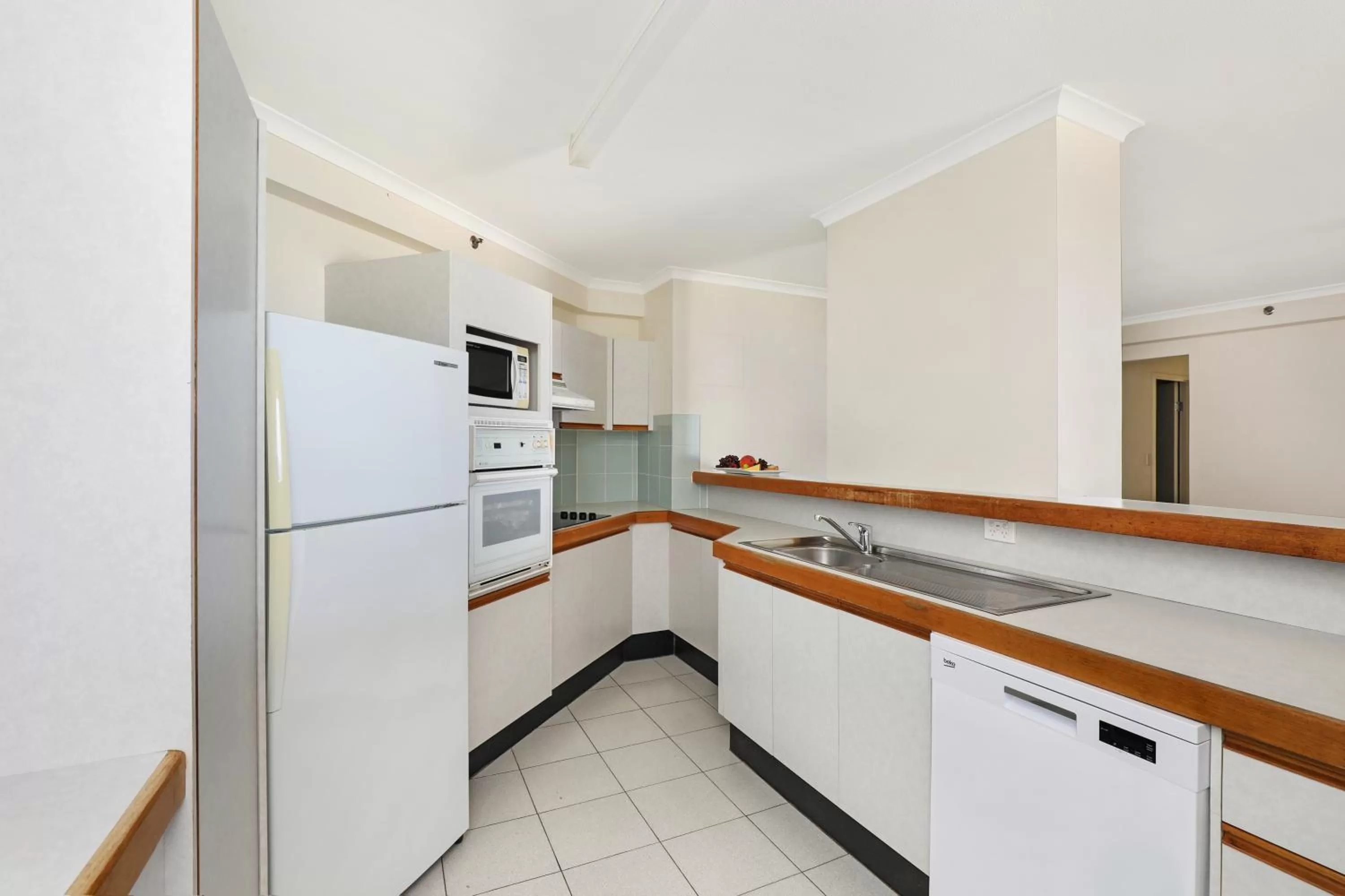 Kitchen or kitchenette in ULTIQA Points North