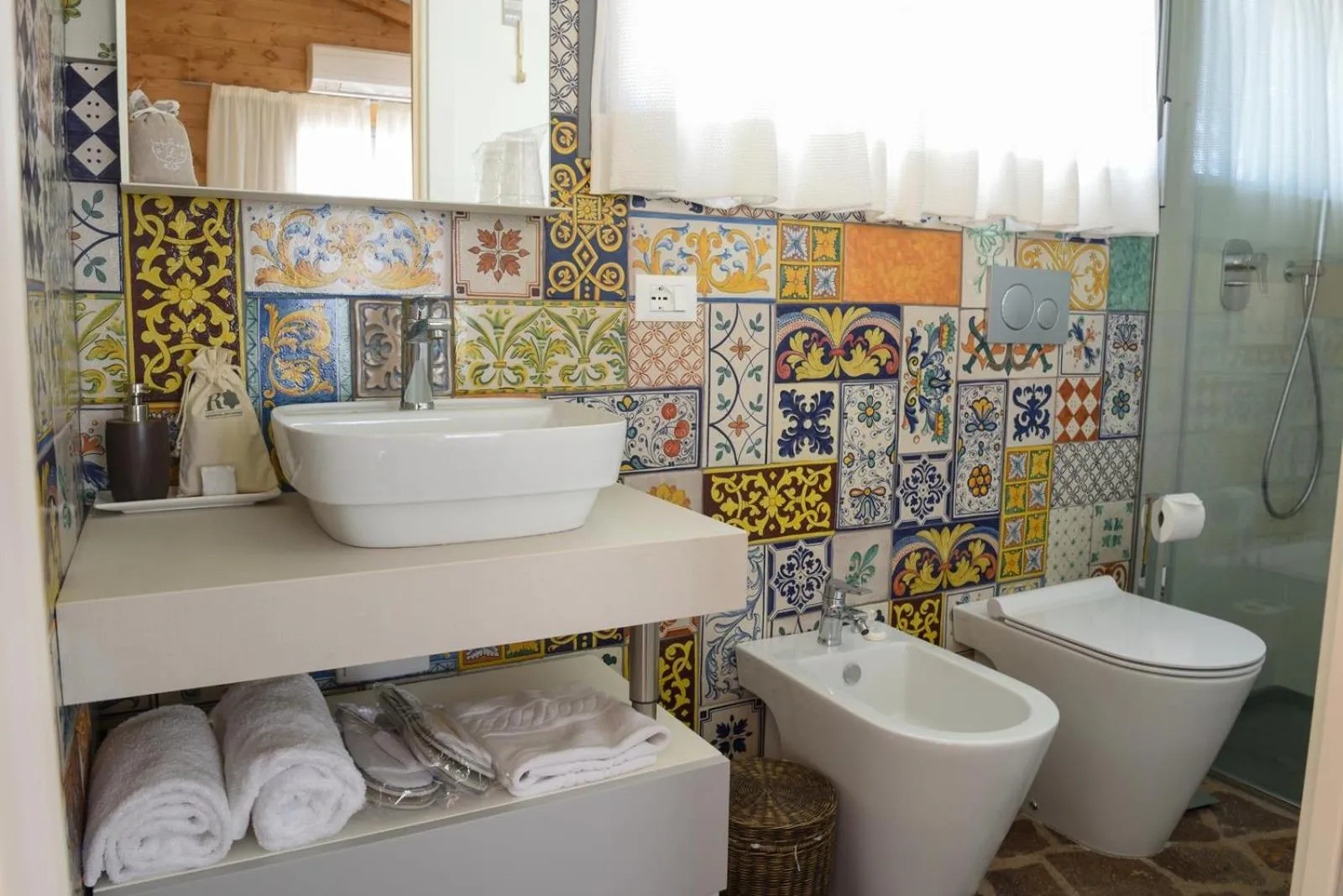 Shower in Roccafiore Wine Resort & Spa