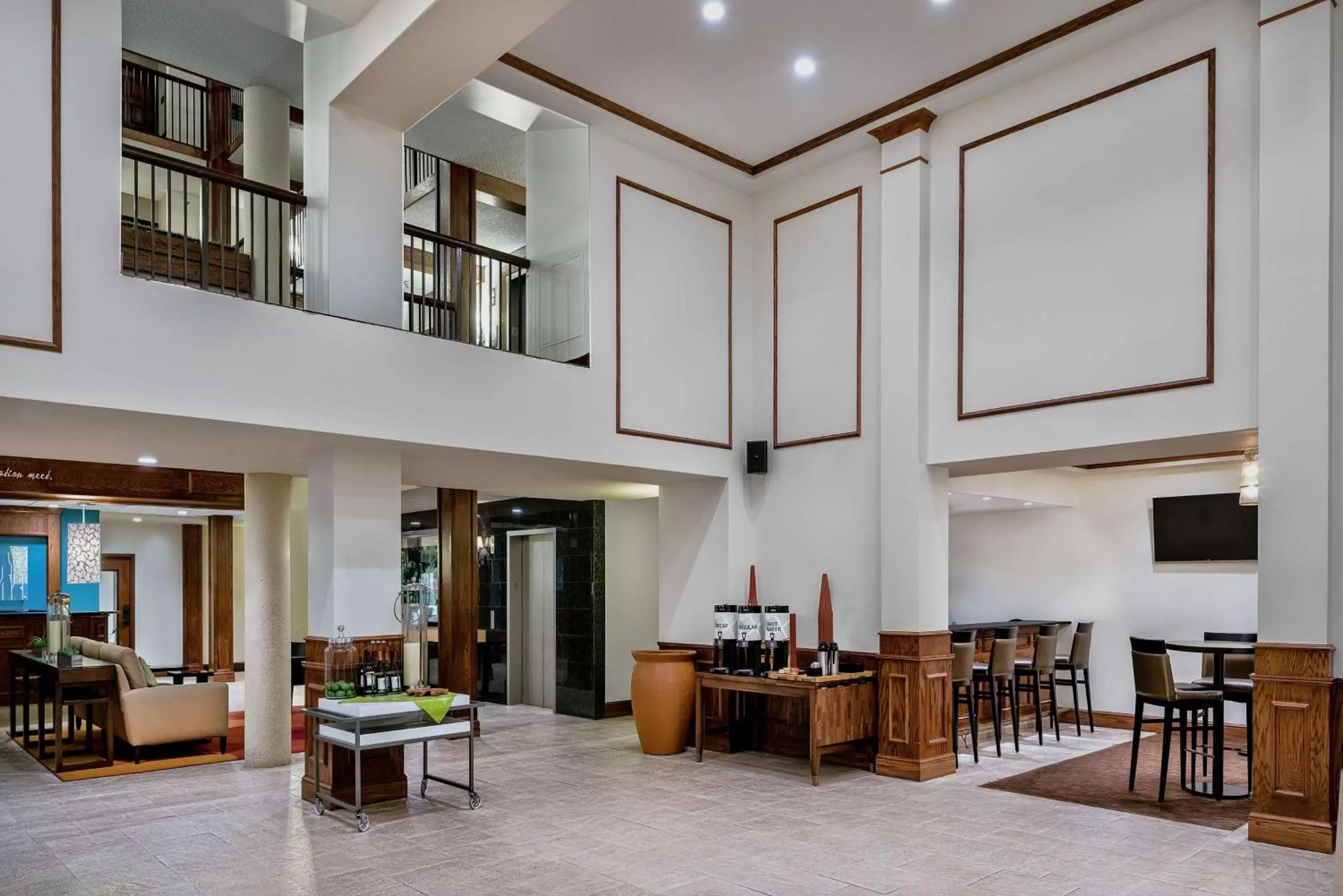 Lobby or reception in Hilton Garden Inn San Antonio Airport